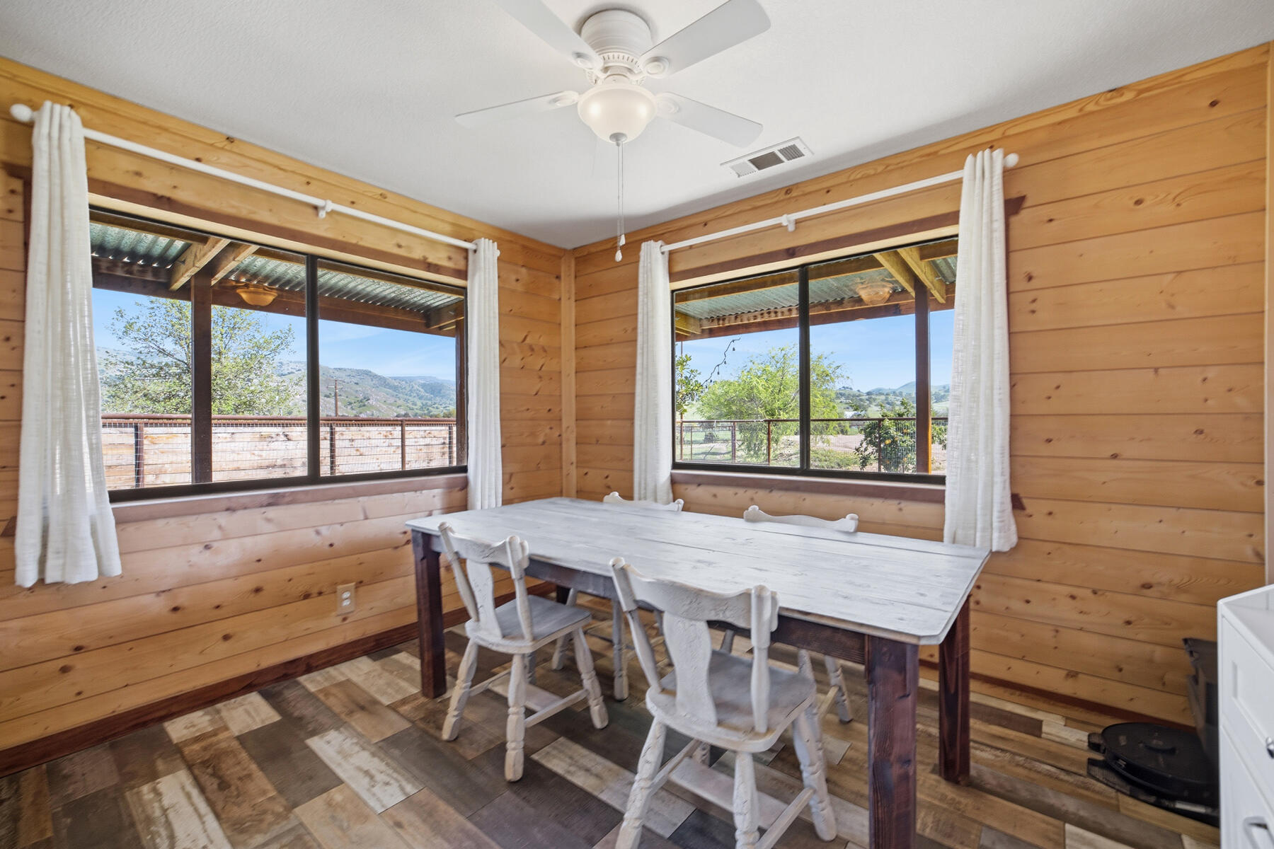 31393 Dahlem Dr, Exeter, CA 93221