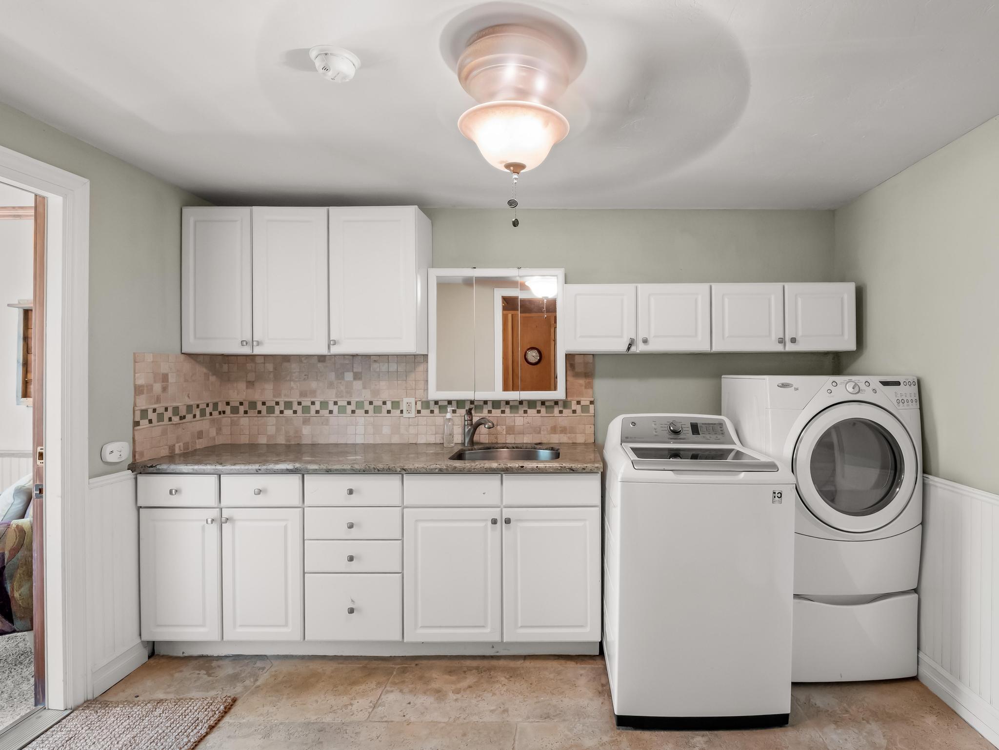 27459 Sky Harbour Rd, Friant, CA 93626