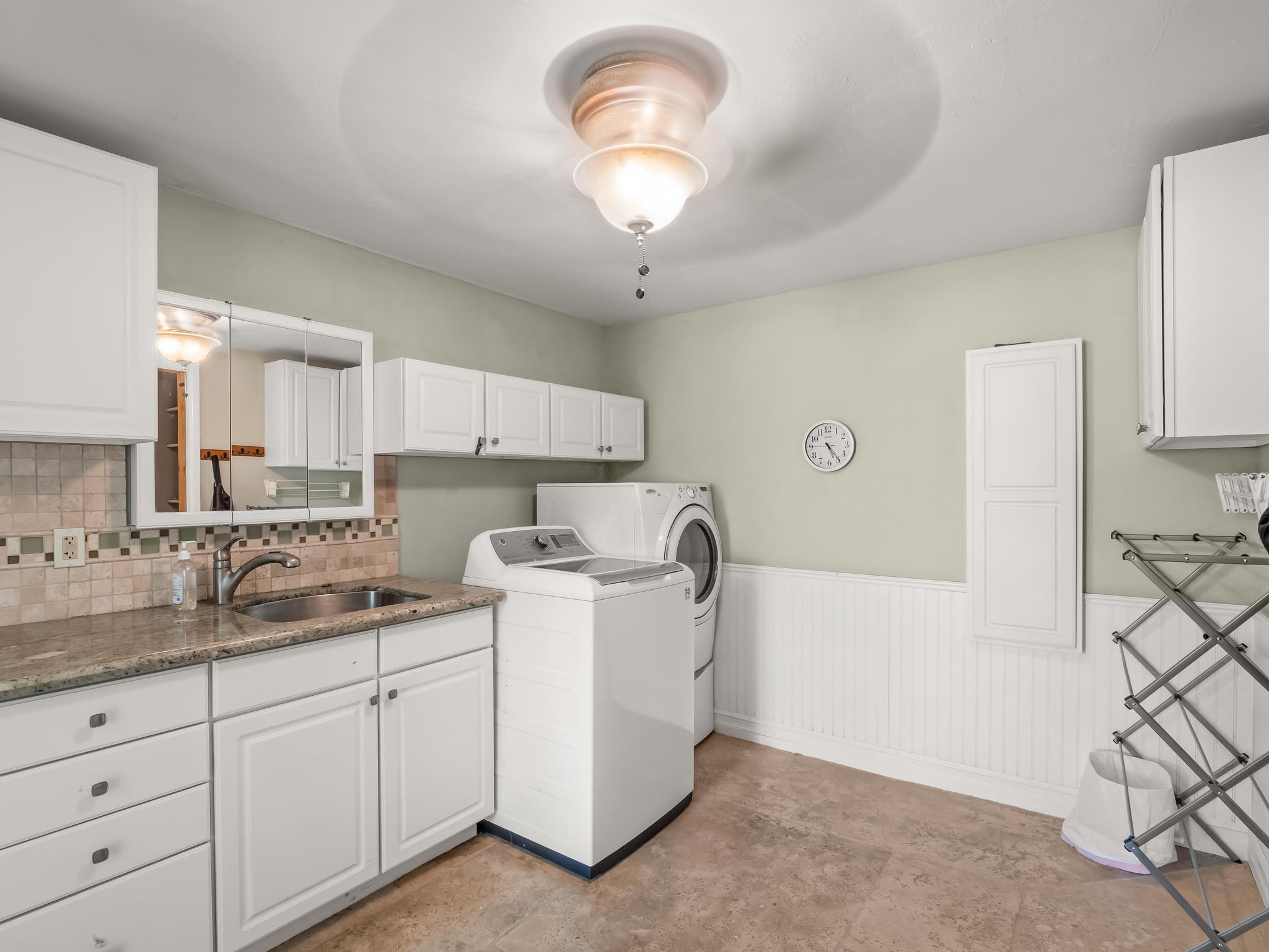 27459 Sky Harbour Rd, Friant, CA 93626