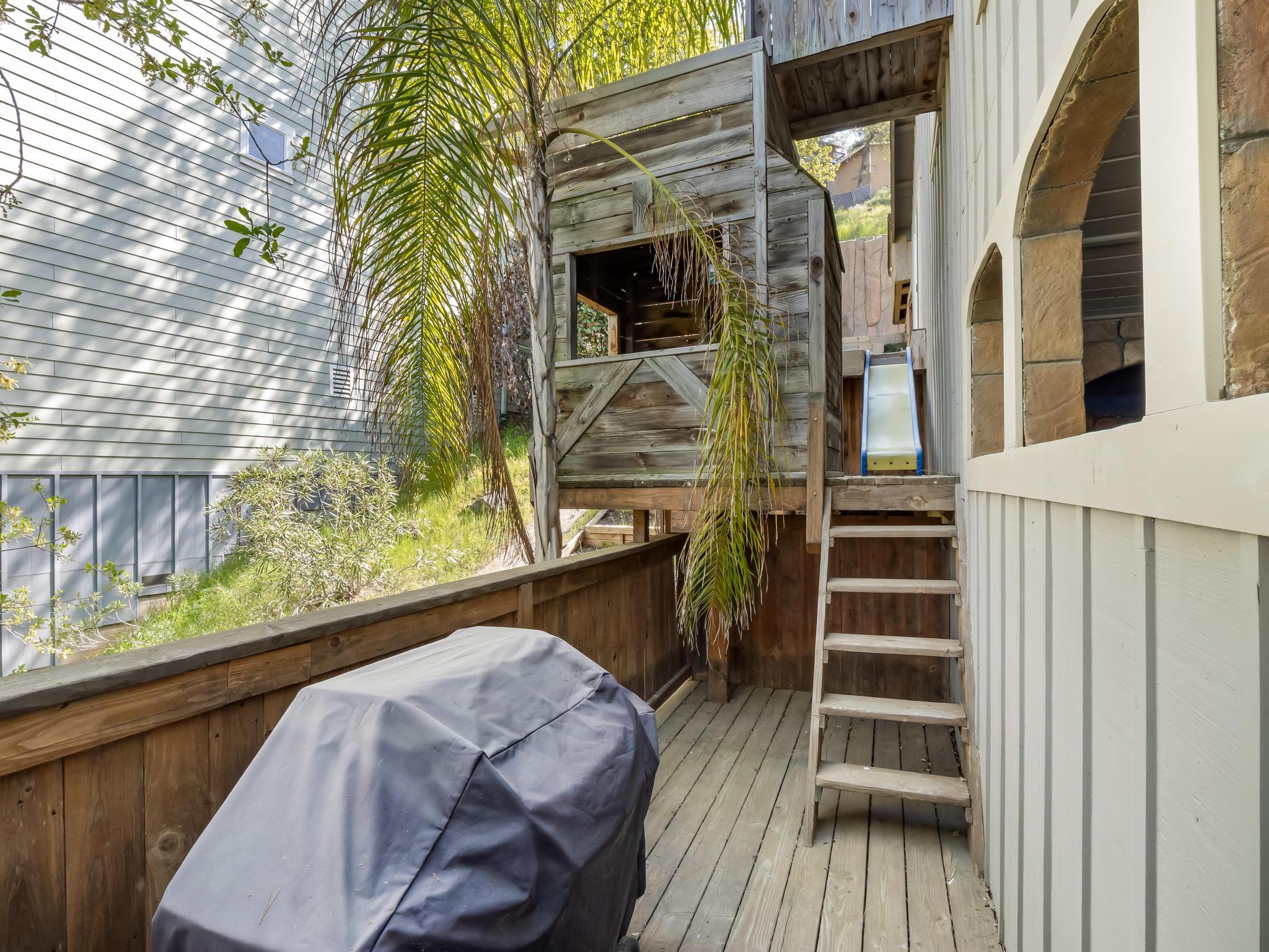 27459 Sky Harbour Rd, Friant, CA 93626