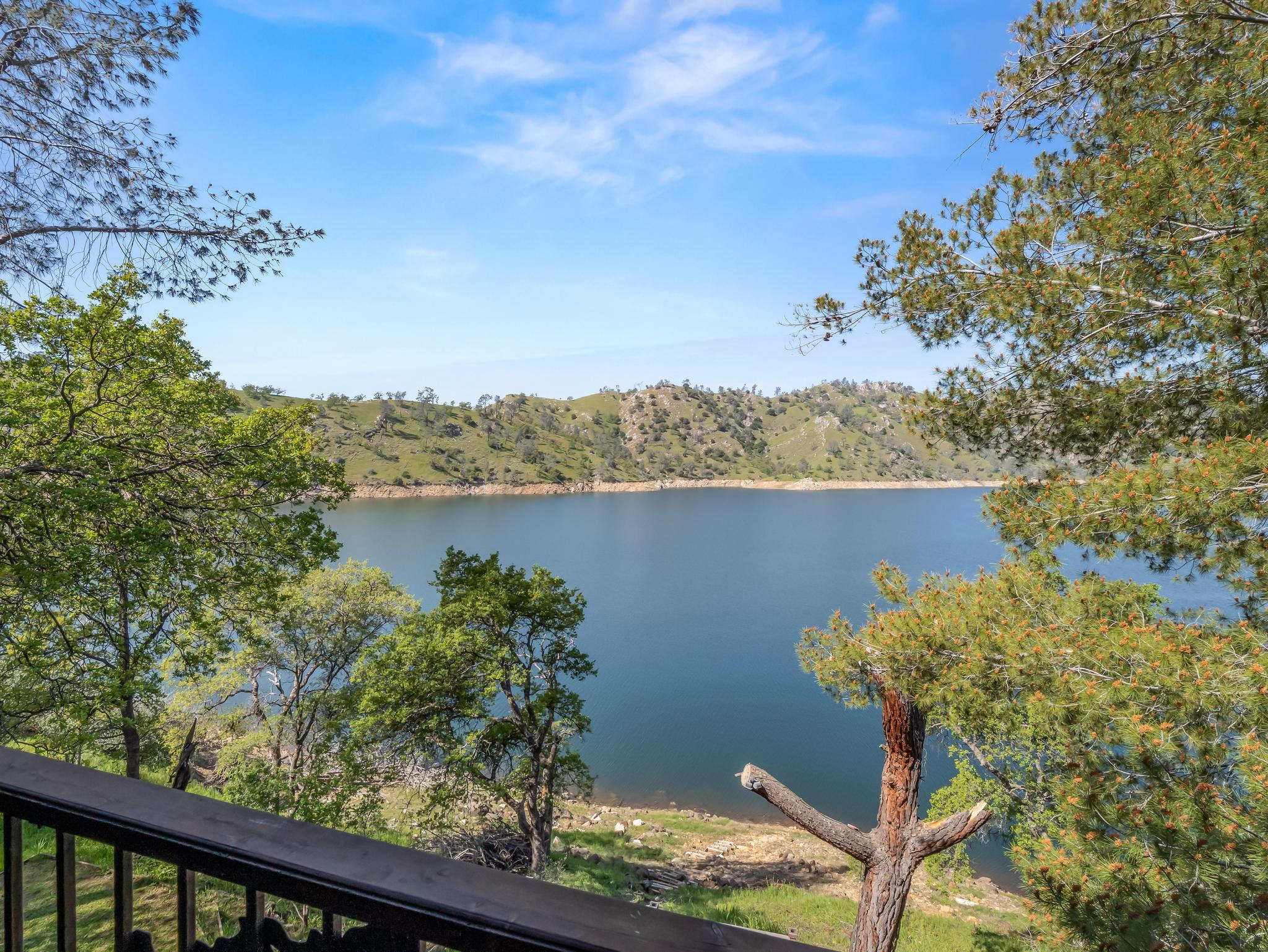 27459 Sky Harbour Rd, Friant, CA 93626