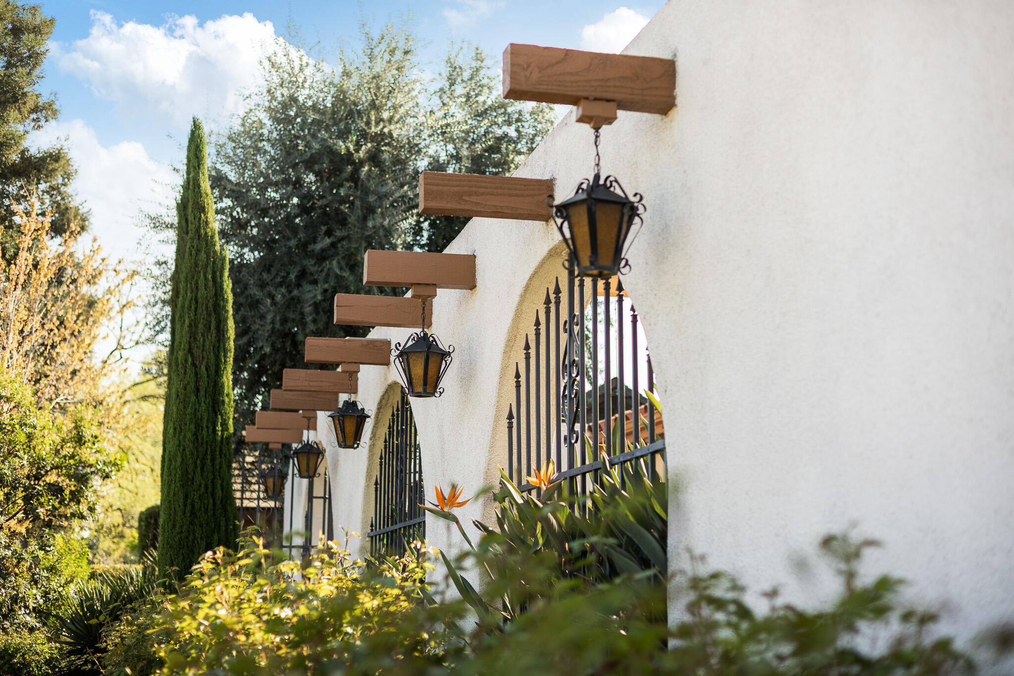 745 N Fulgham Ct, Visalia, CA 93291