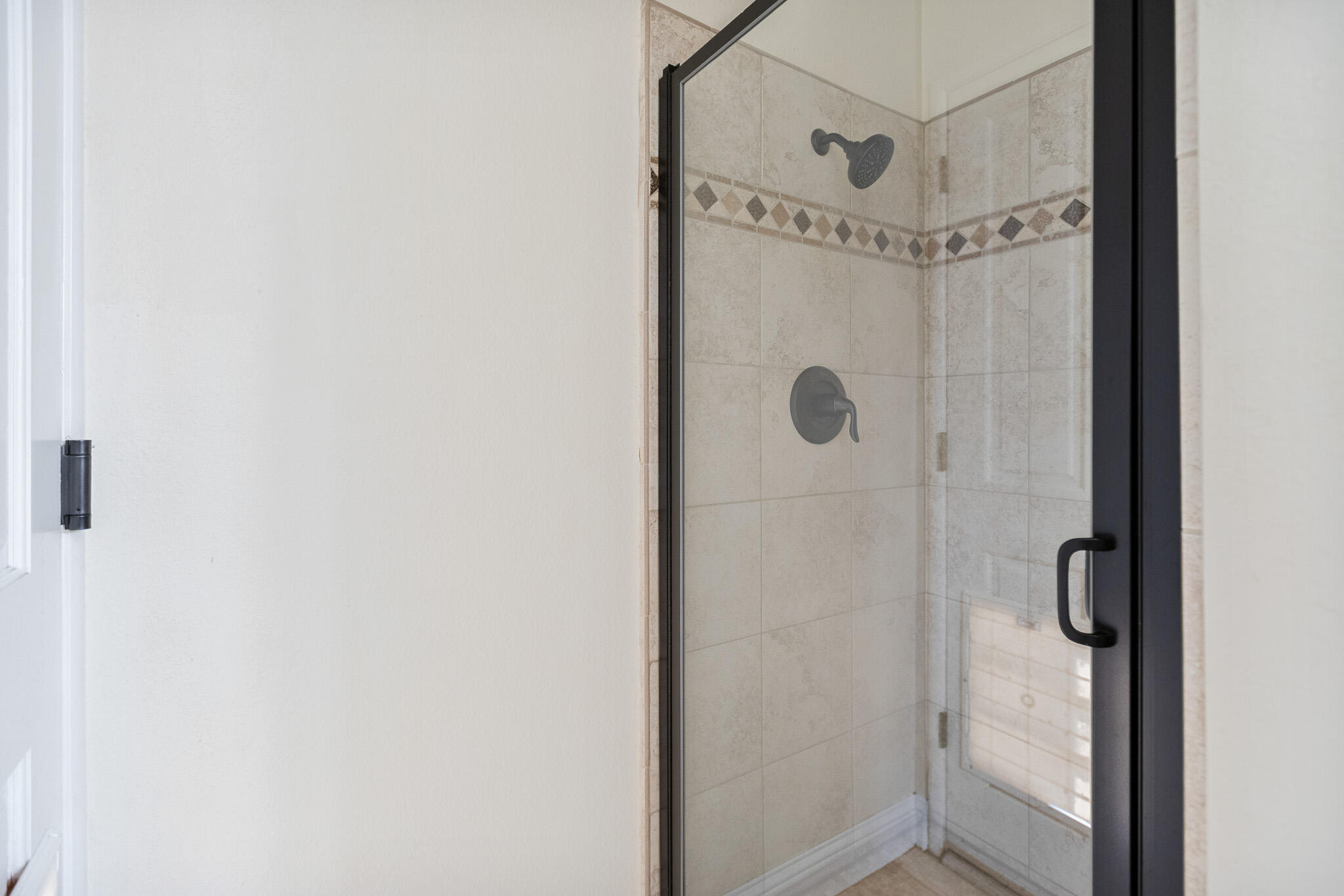 745 N Fulgham Ct, Visalia, CA 93291