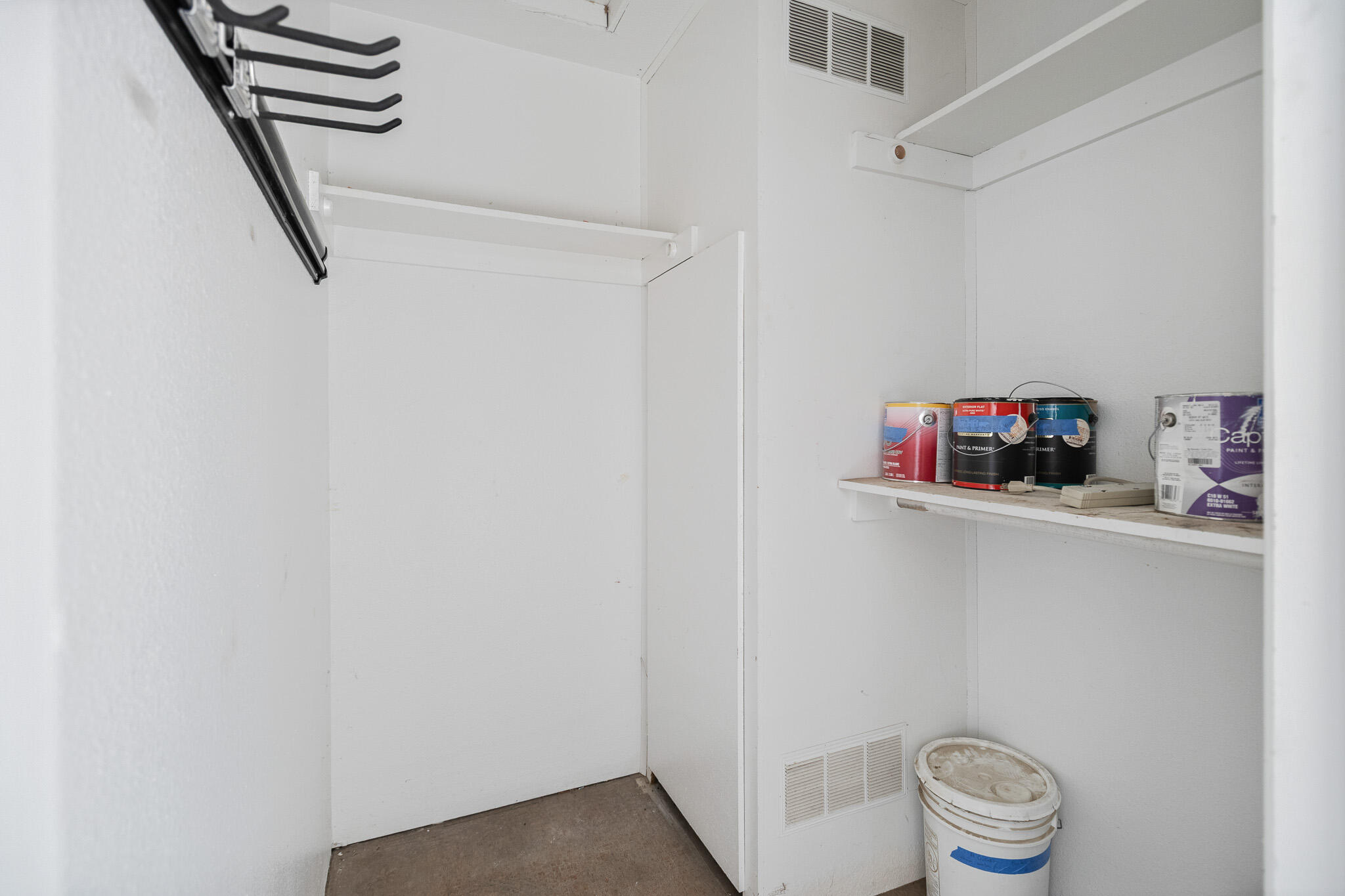 745 N Fulgham Ct, Visalia, CA 93291