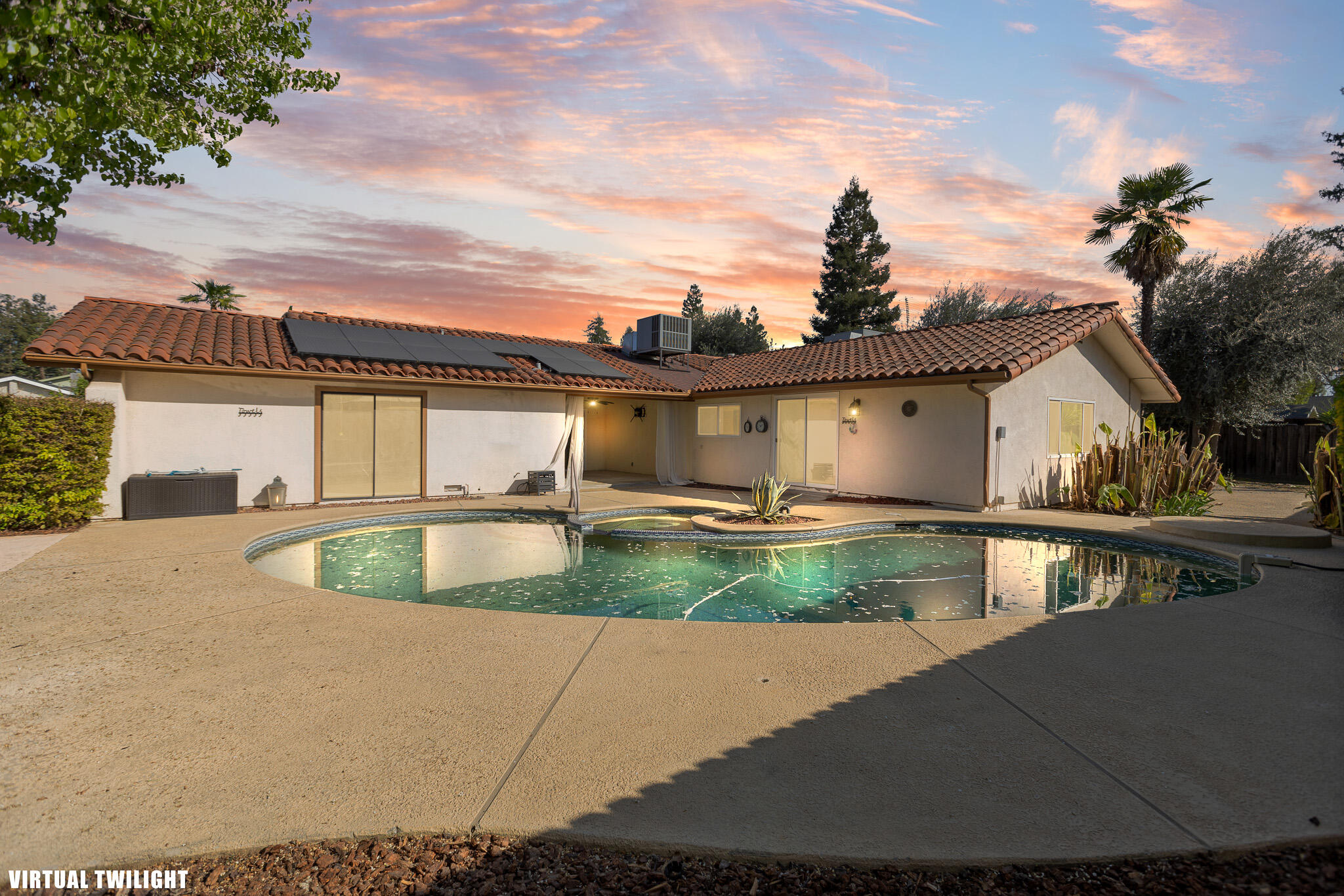 745 N Fulgham Ct, Visalia, CA 93291