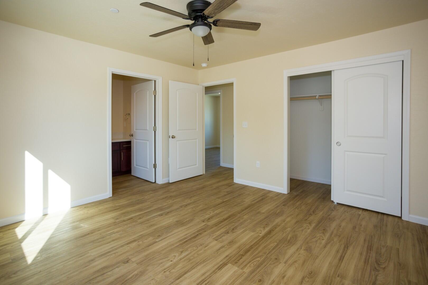 128 E Vandalia Ave, Porterville, CA 93257