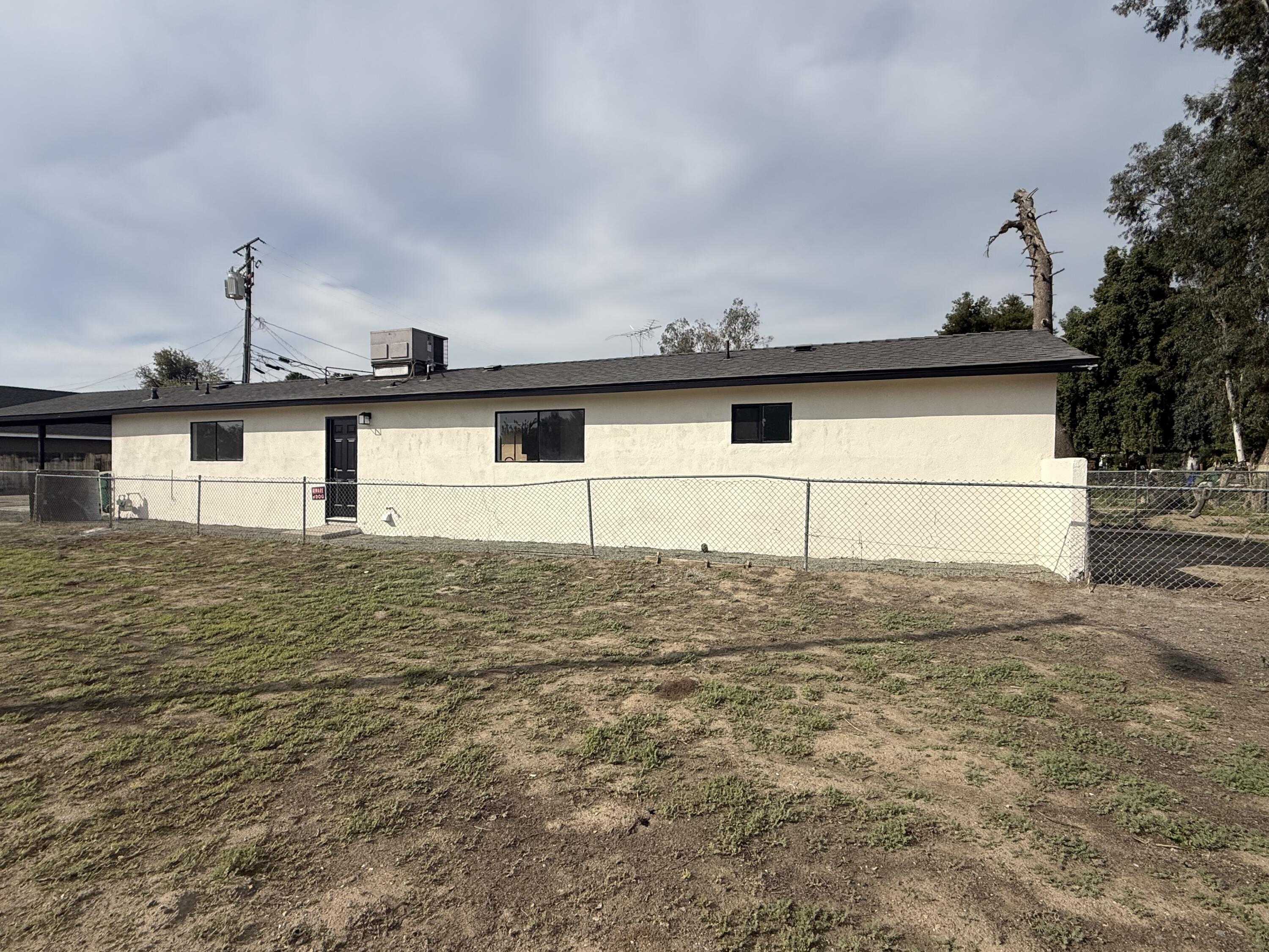 389 S Cornell St, Porterville, CA 93257