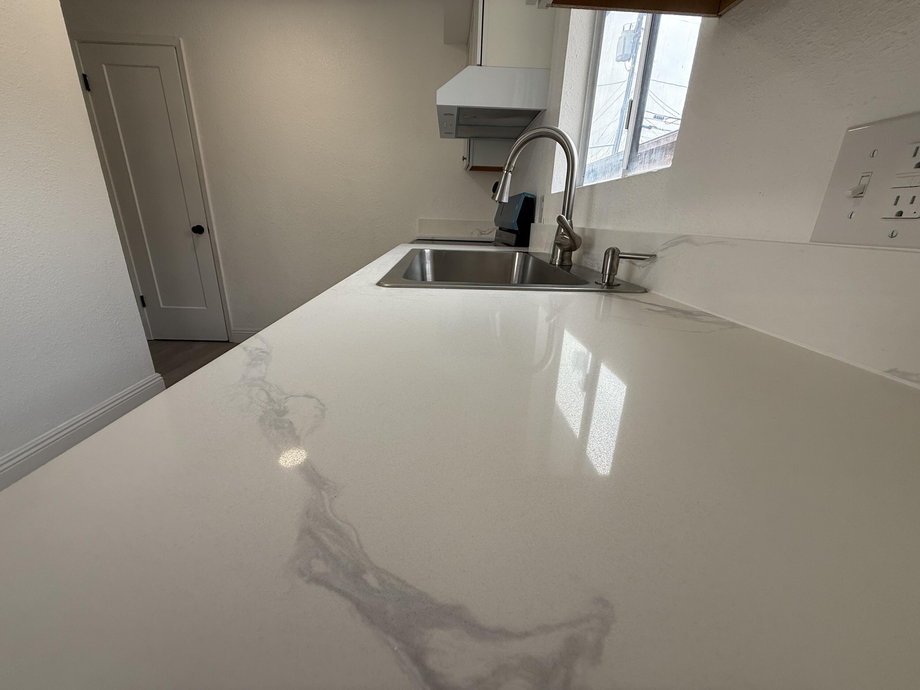 389 S Cornell St, Porterville, CA 93257