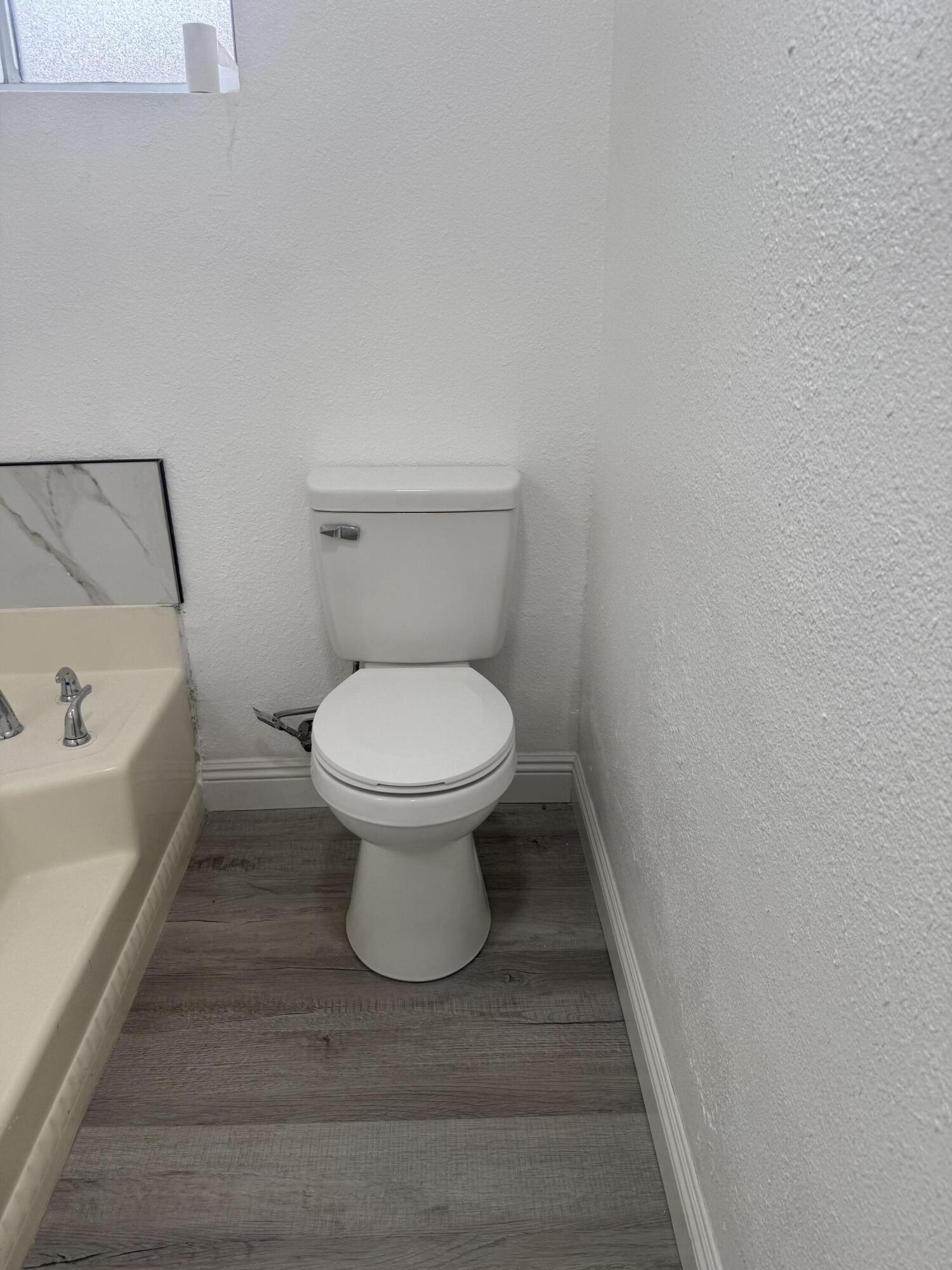 389 S Cornell St, Porterville, CA 93257