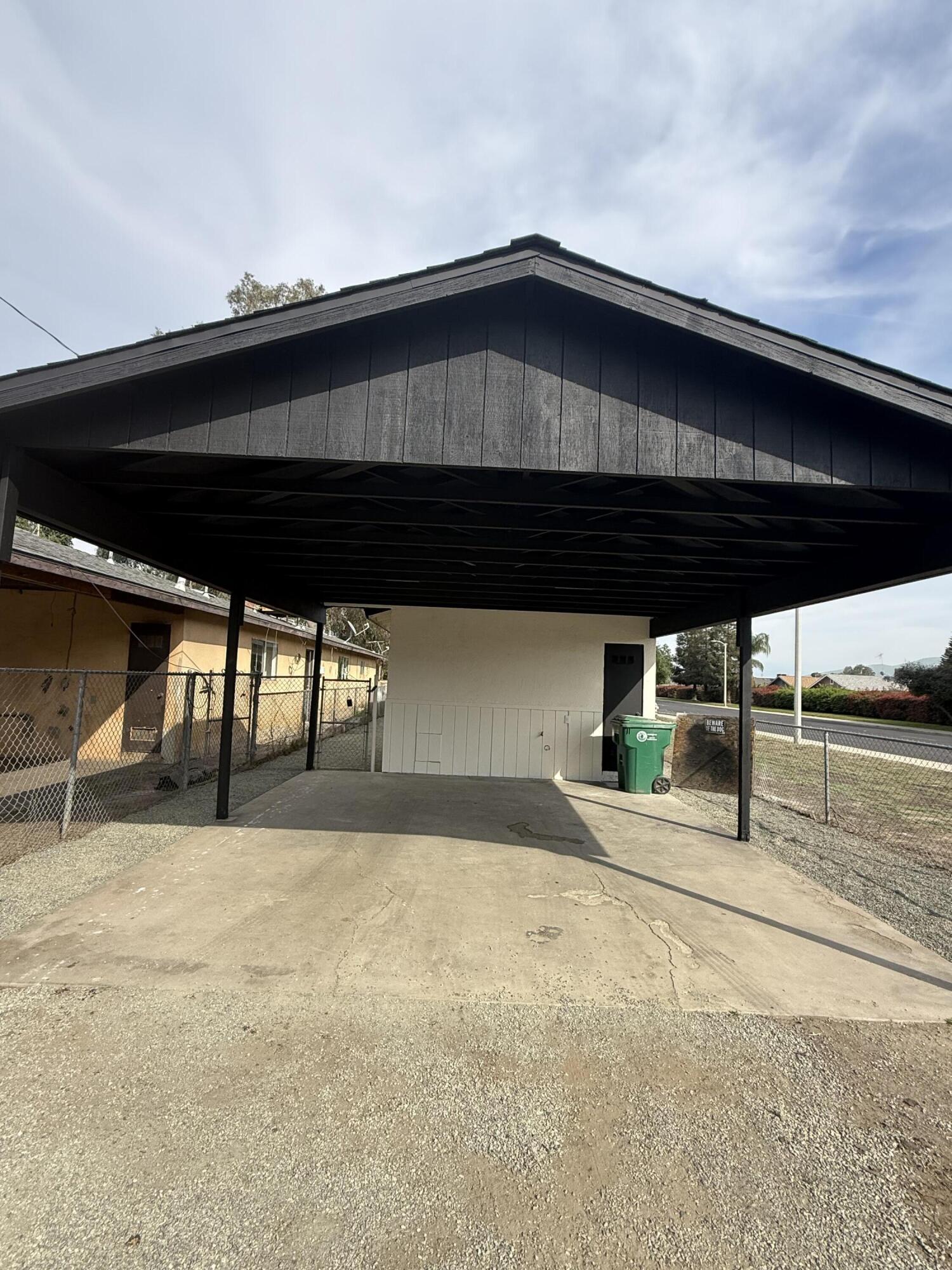 389 S Cornell St, Porterville, CA 93257