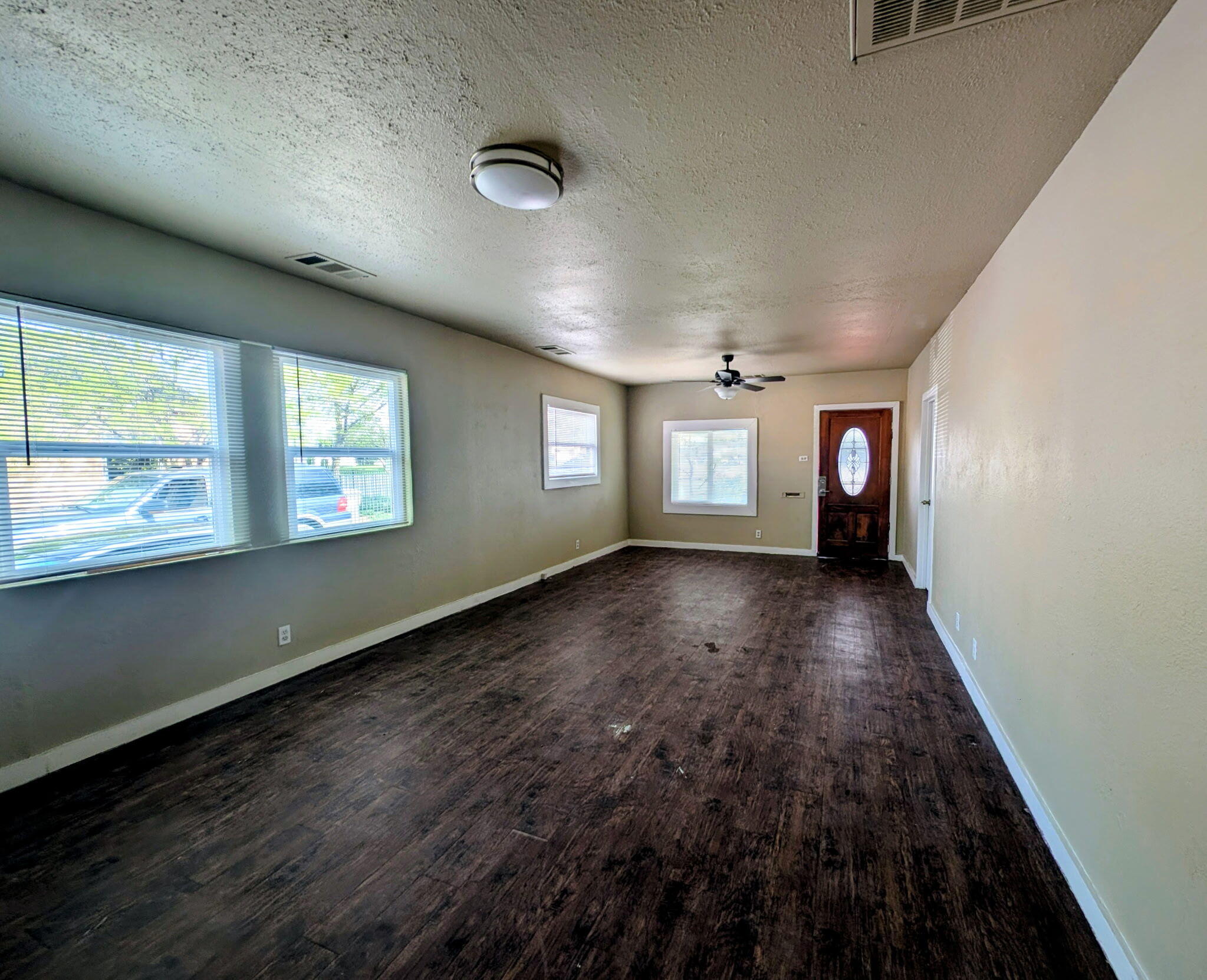 2549 Del Paso Blvd, Sacramento, CA 95815