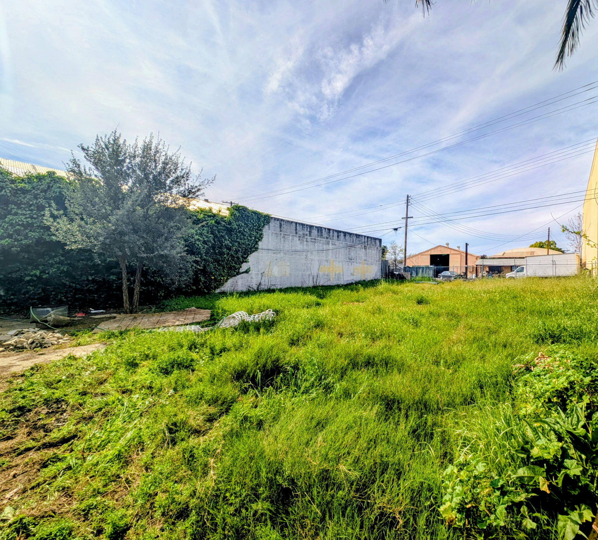 2549 Del Paso Blvd, Sacramento, CA 95815