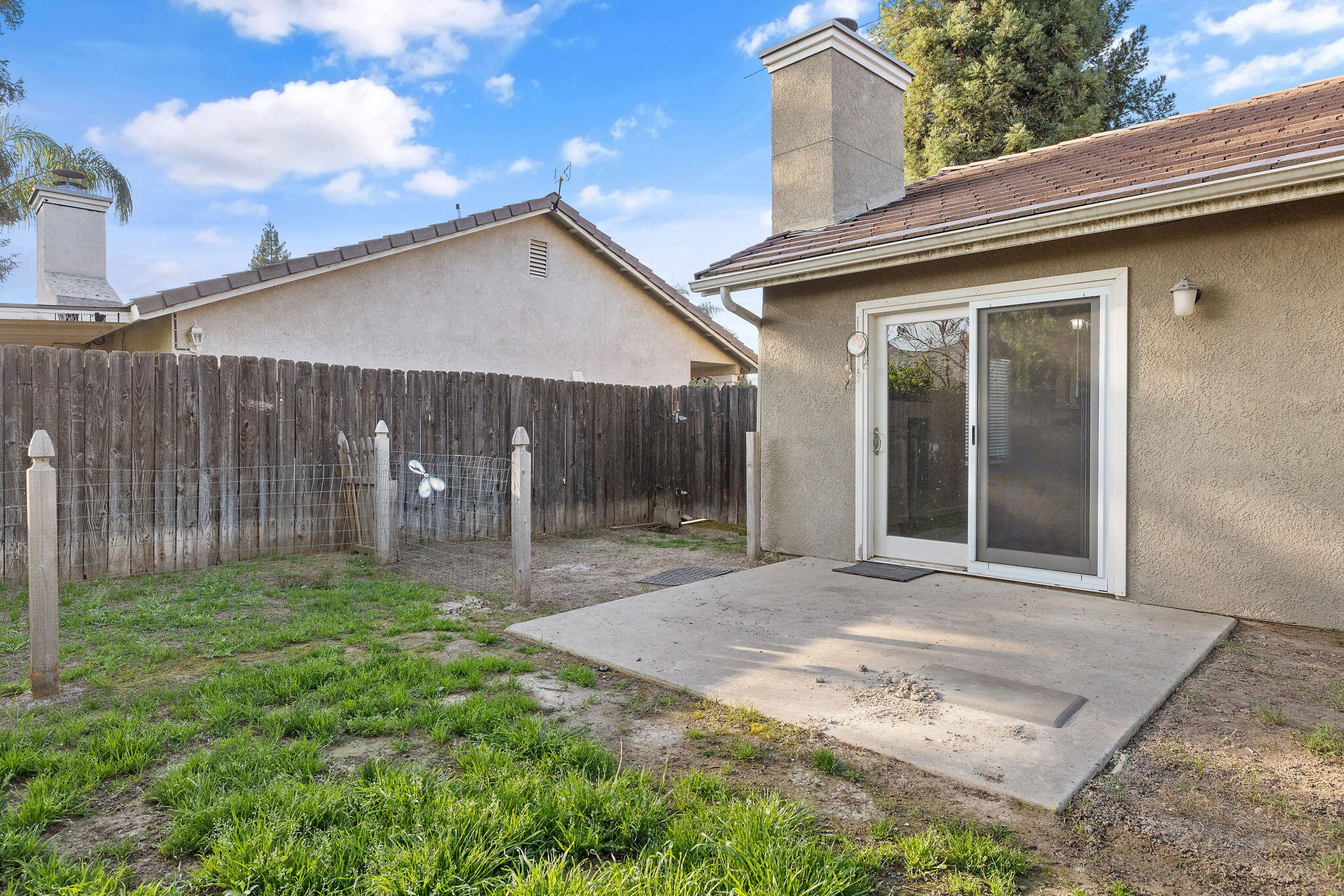 4231 E Paradise Ave, Visalia, CA 93292