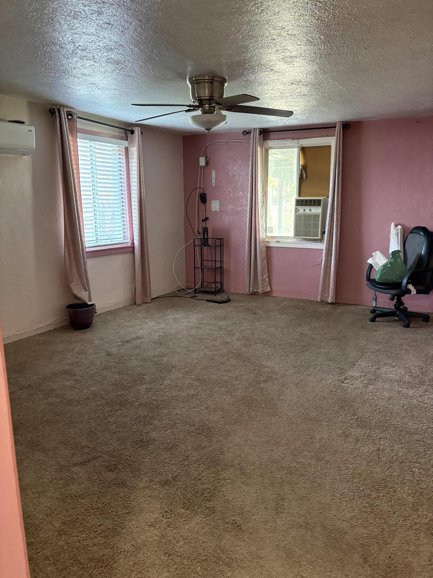 525 W Prine Dr, Tulare, CA 93274