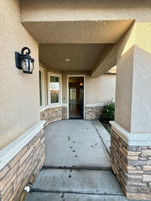 1762 Bolton Ave, Tulare, CA 93274