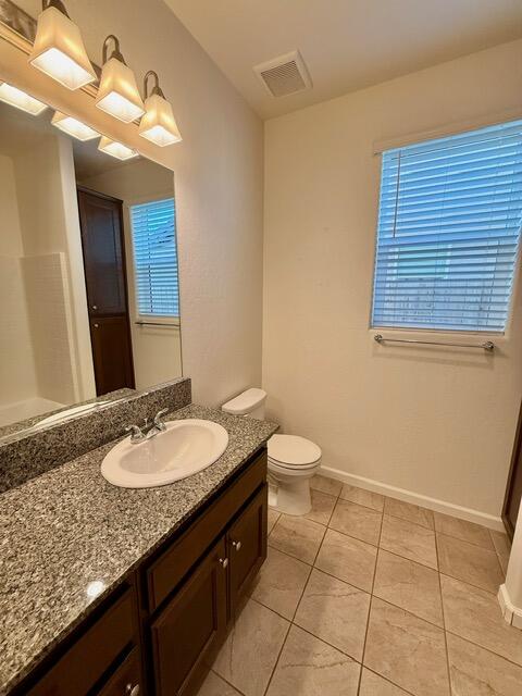 1762 Bolton Ave, Tulare, CA 93274