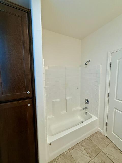 1762 Bolton Ave, Tulare, CA 93274