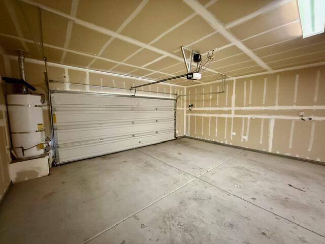 1762 Bolton Ave, Tulare, CA 93274