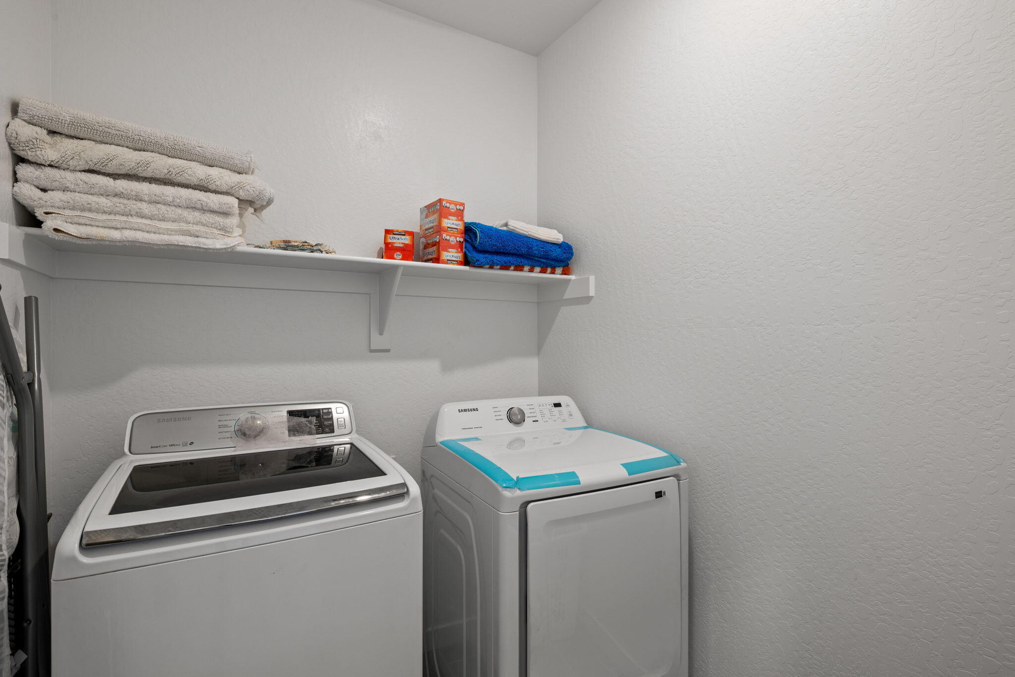 8916 Savona Ln, Shafter, CA 93314