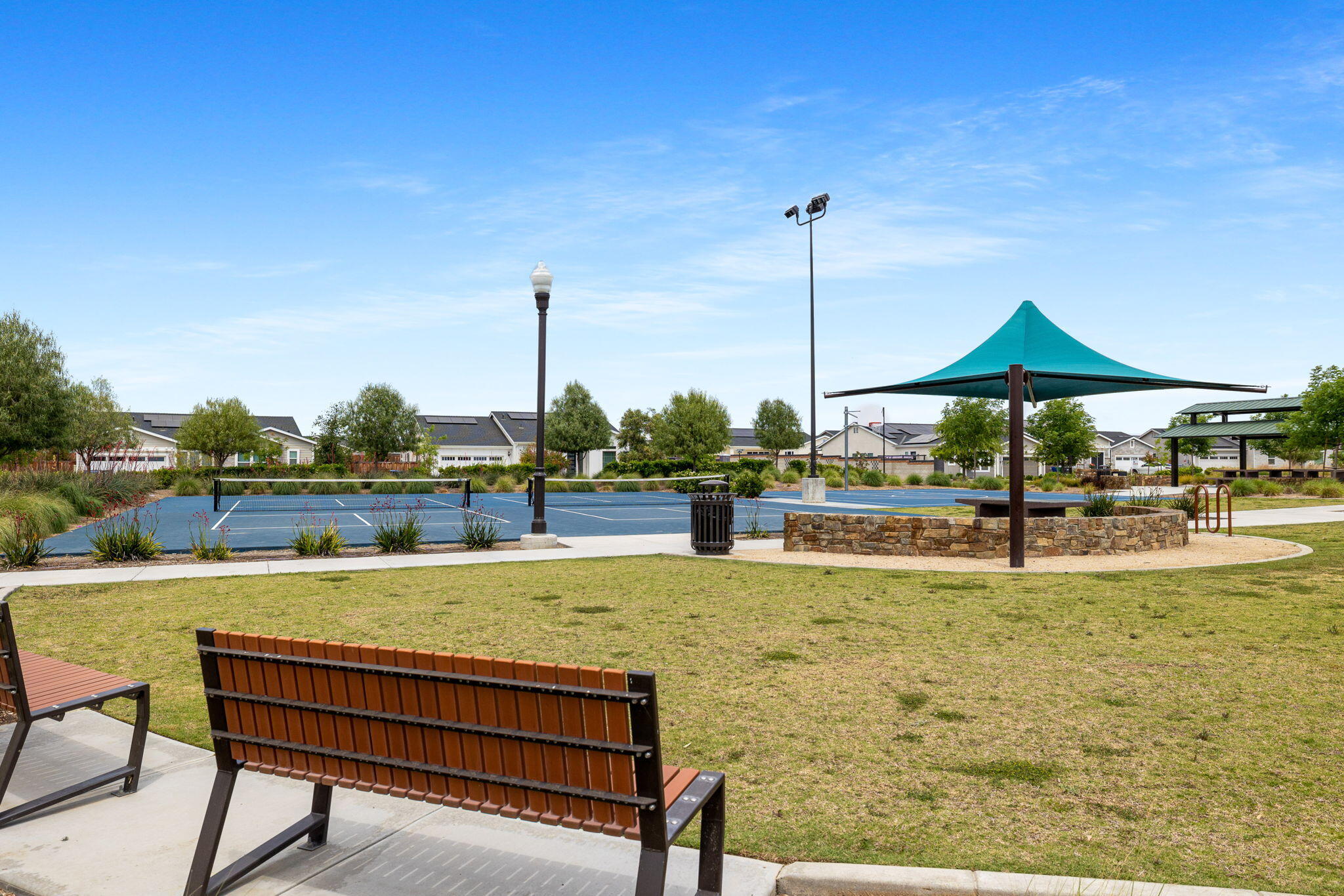 8916 Savona Ln, Shafter, CA 93314