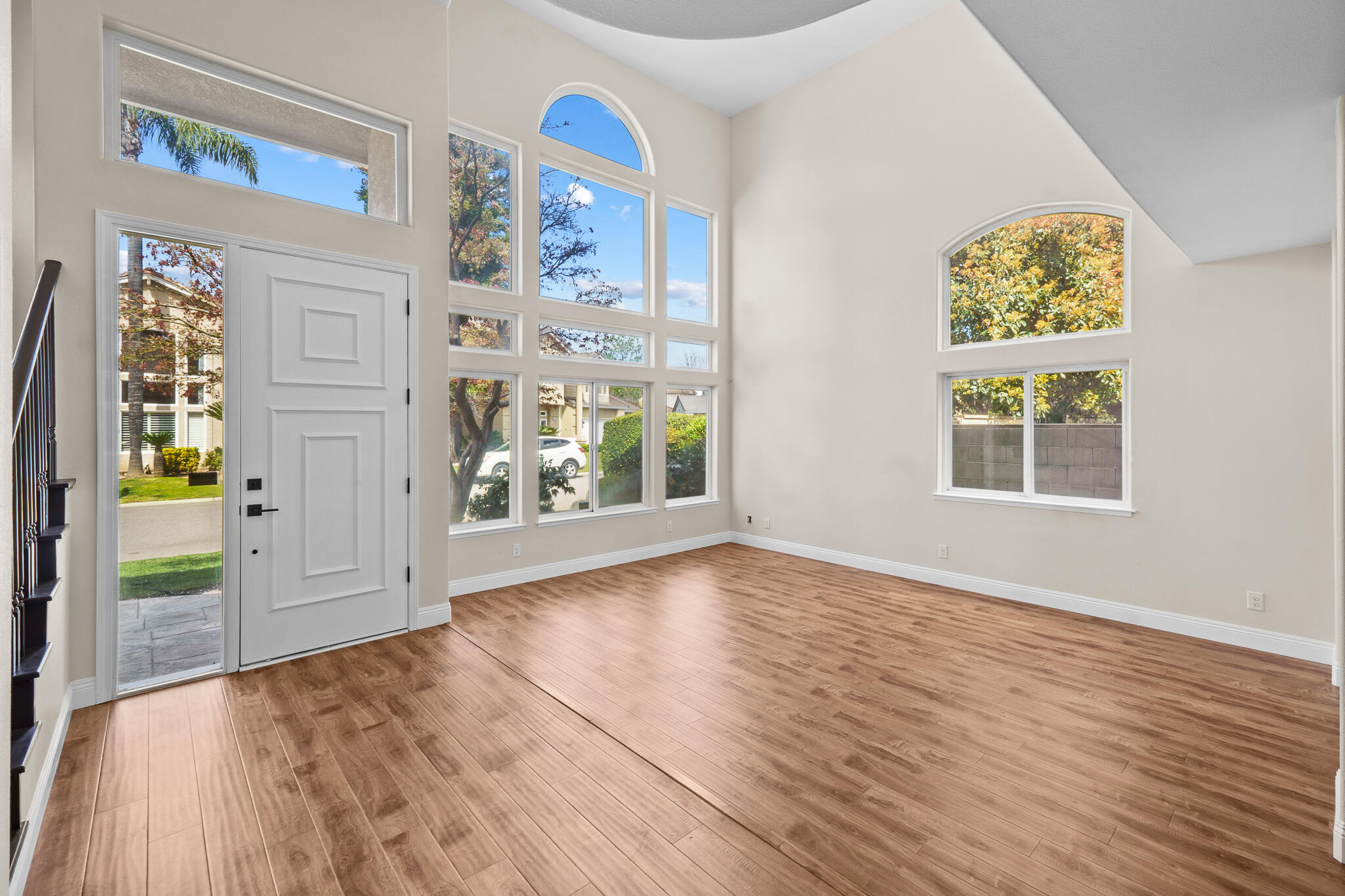 2669 E Sean Ave, Fresno, CA 93720