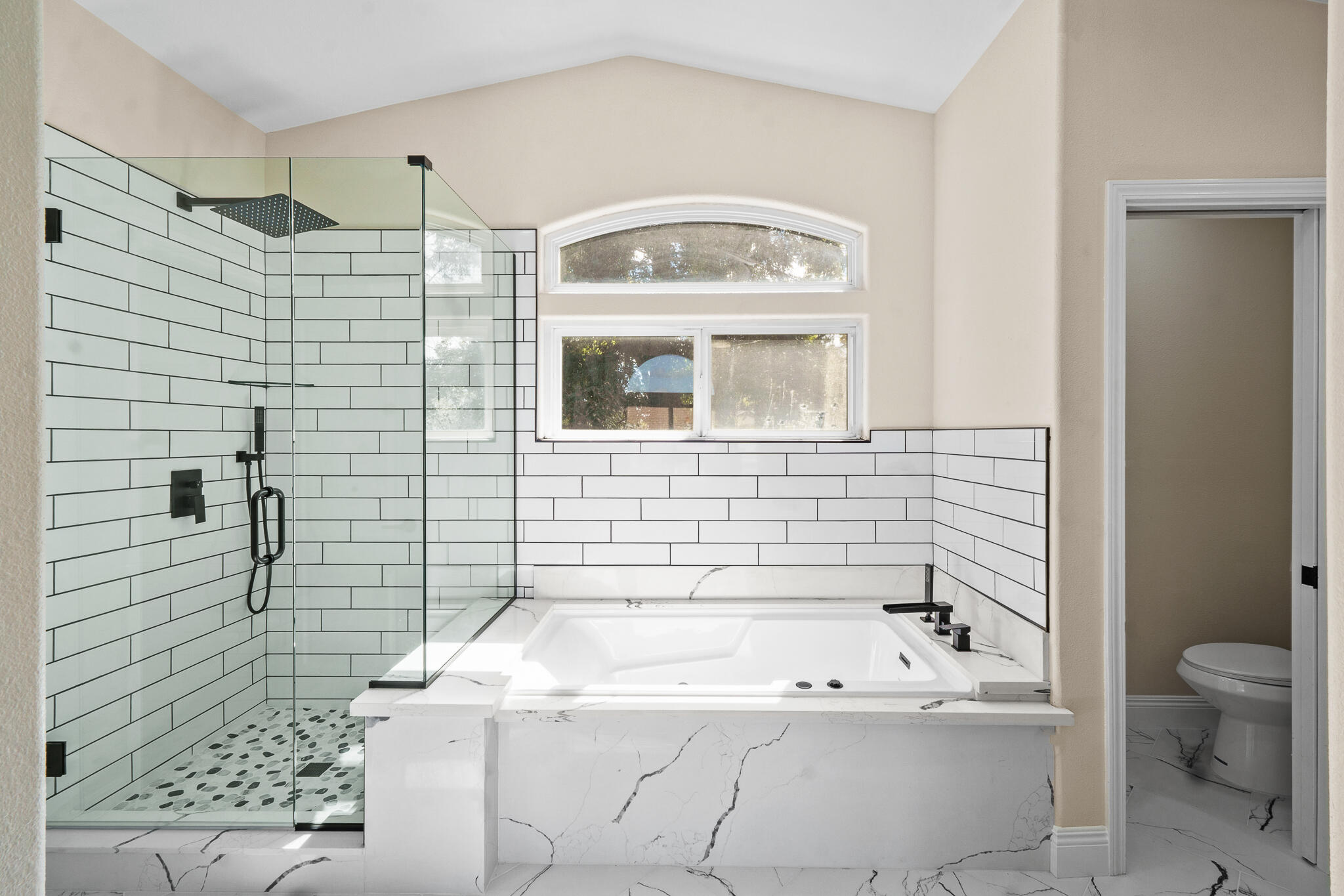 2669 E Sean Ave, Fresno, CA 93720