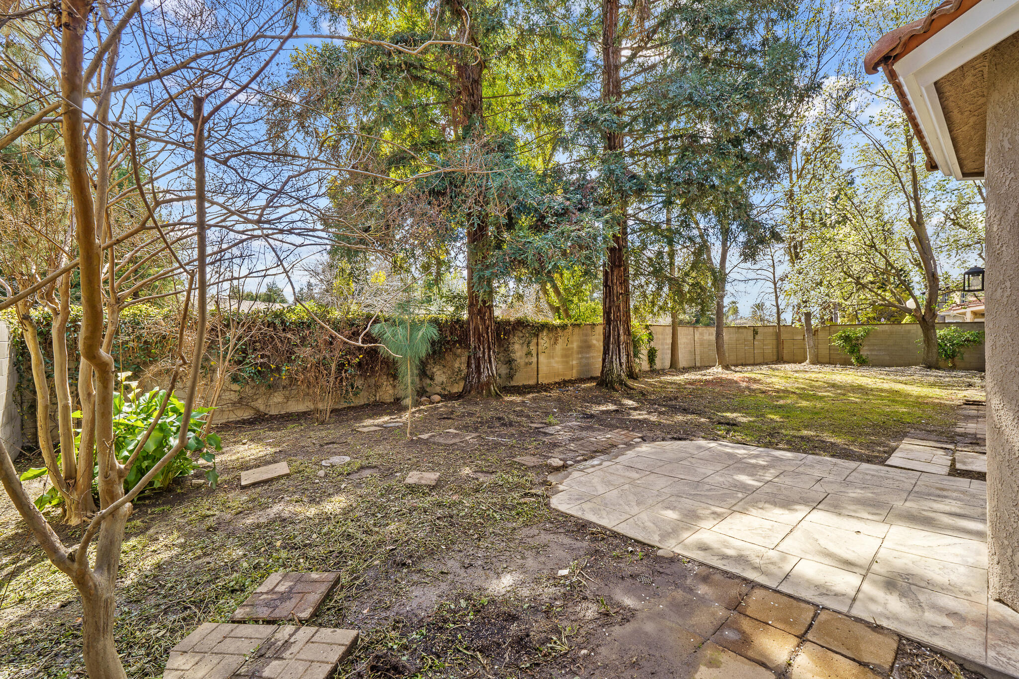 2669 E Sean Ave, Fresno, CA 93720