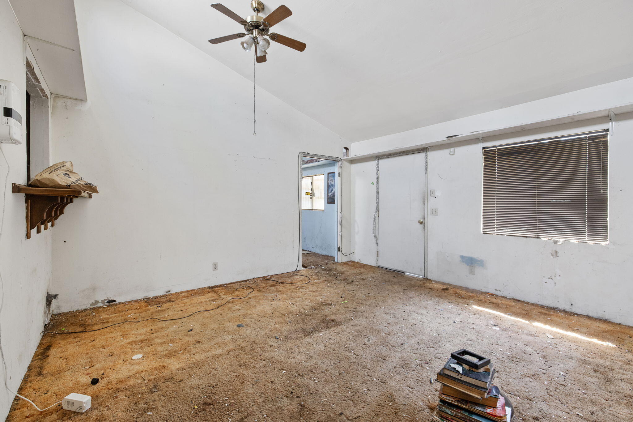 1019 E Laurel Ave, Visalia, CA 93292