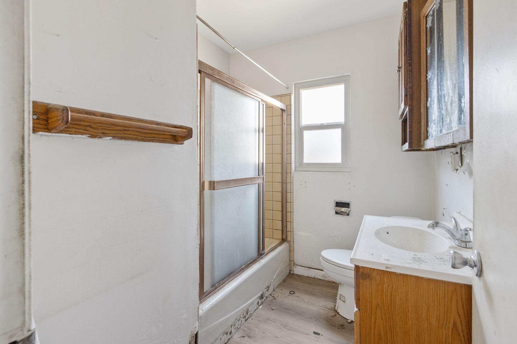 1019 E Laurel Ave, Visalia, CA 93292