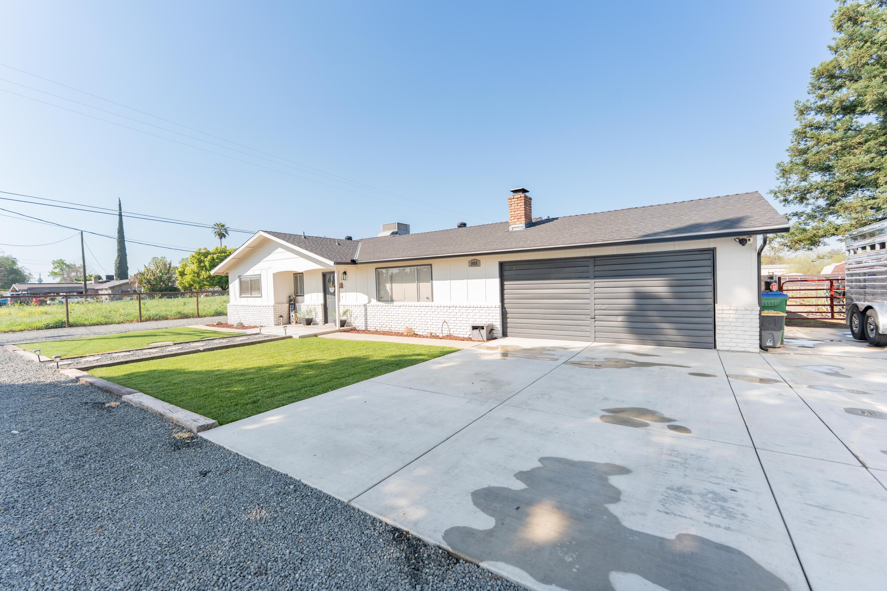 1955 N Westwood St, Porterville, CA 93257
