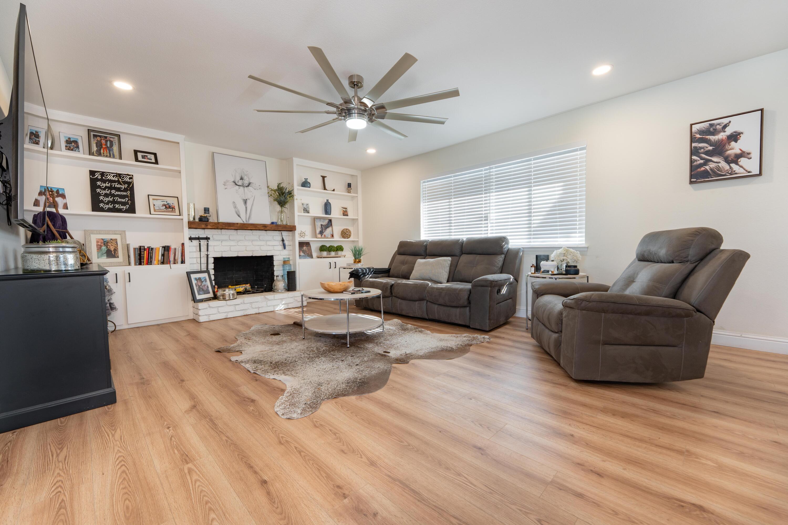 1955 N Westwood St, Porterville, CA 93257