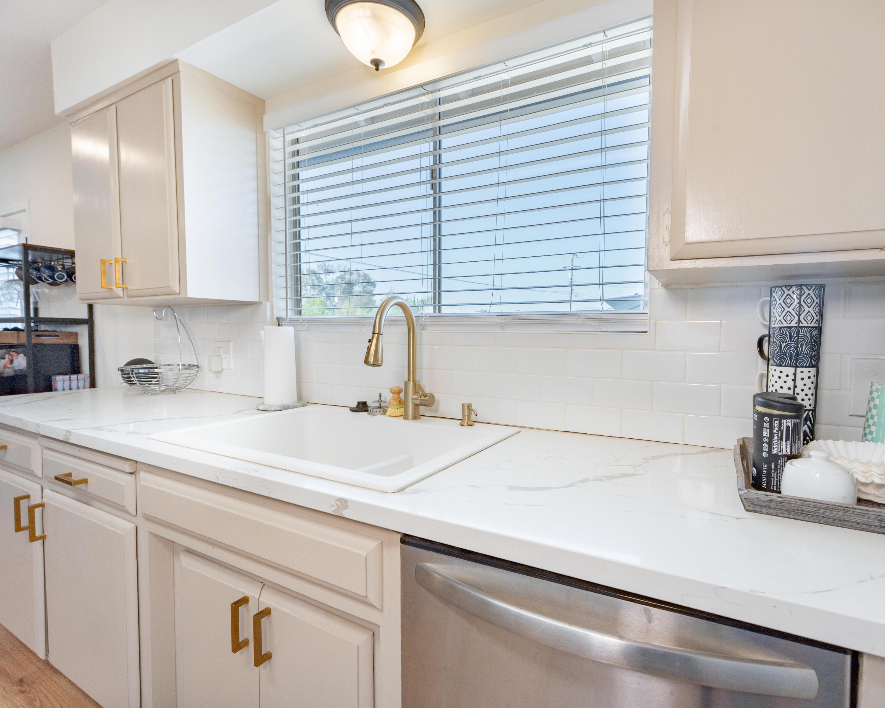 1955 N Westwood St, Porterville, CA 93257