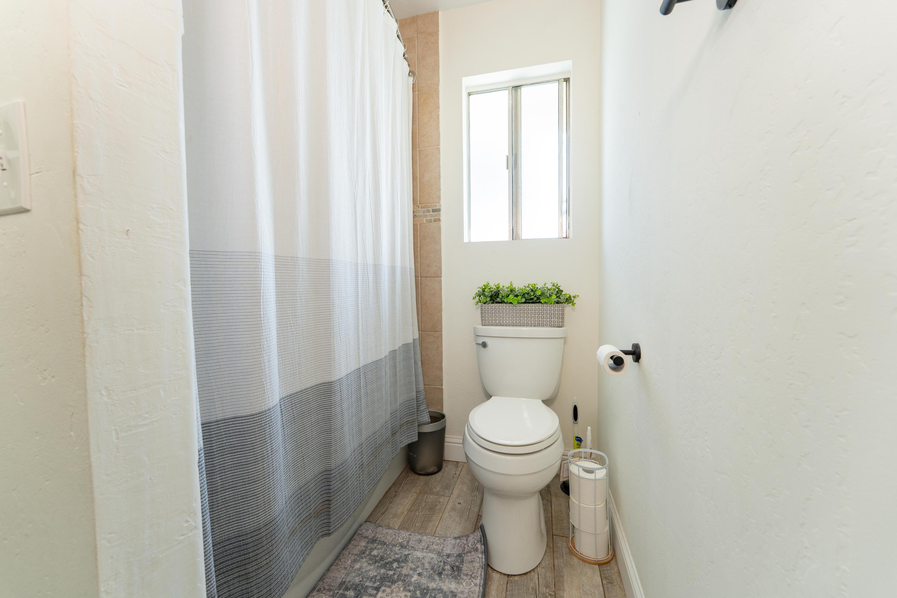 1955 N Westwood St, Porterville, CA 93257