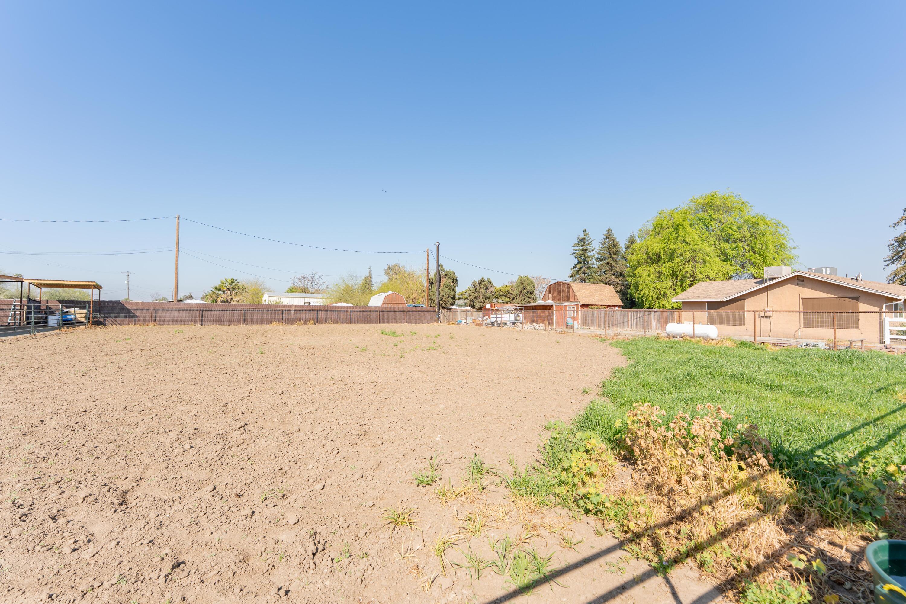 1955 N Westwood St, Porterville, CA 93257