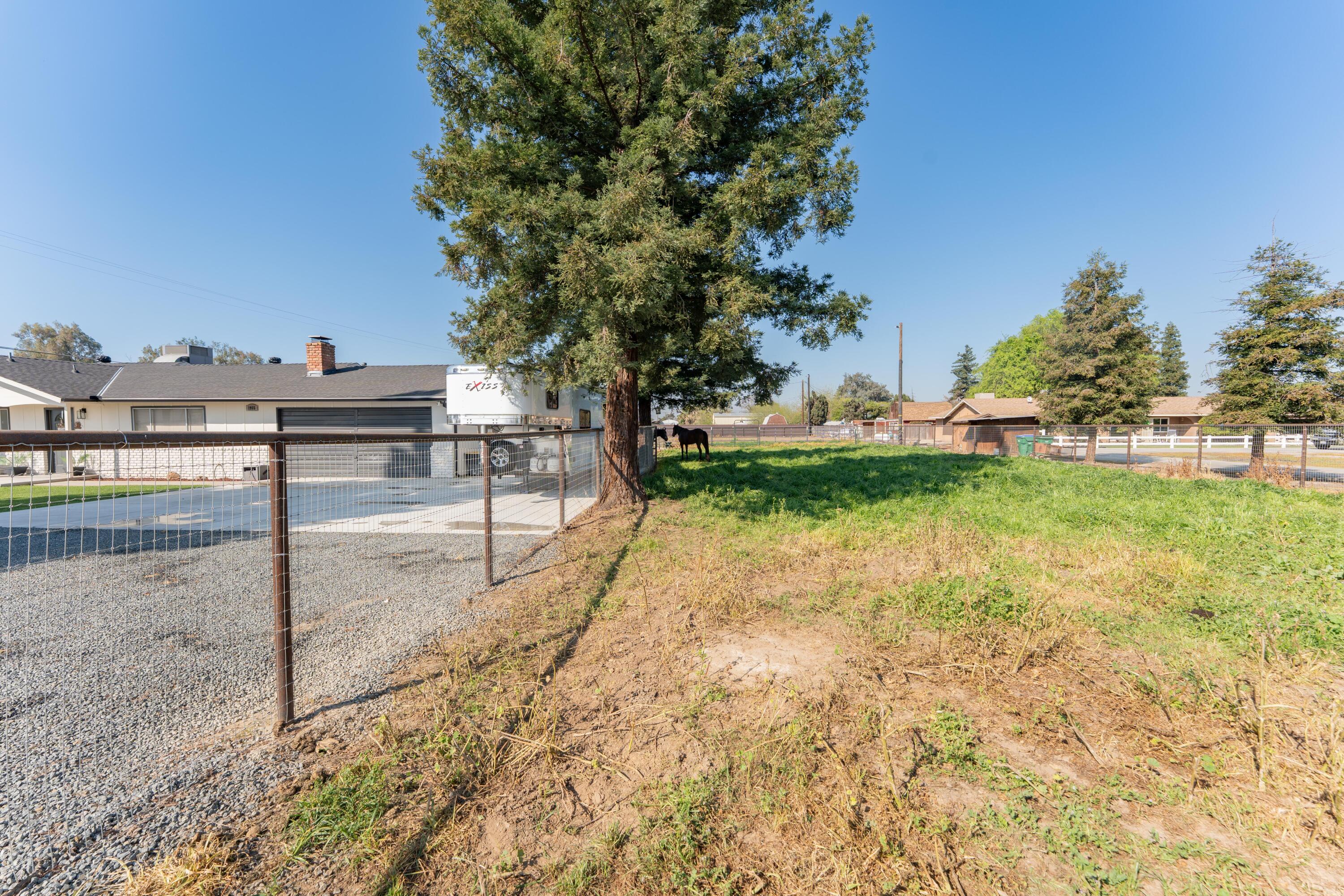 1955 N Westwood St, Porterville, CA 93257