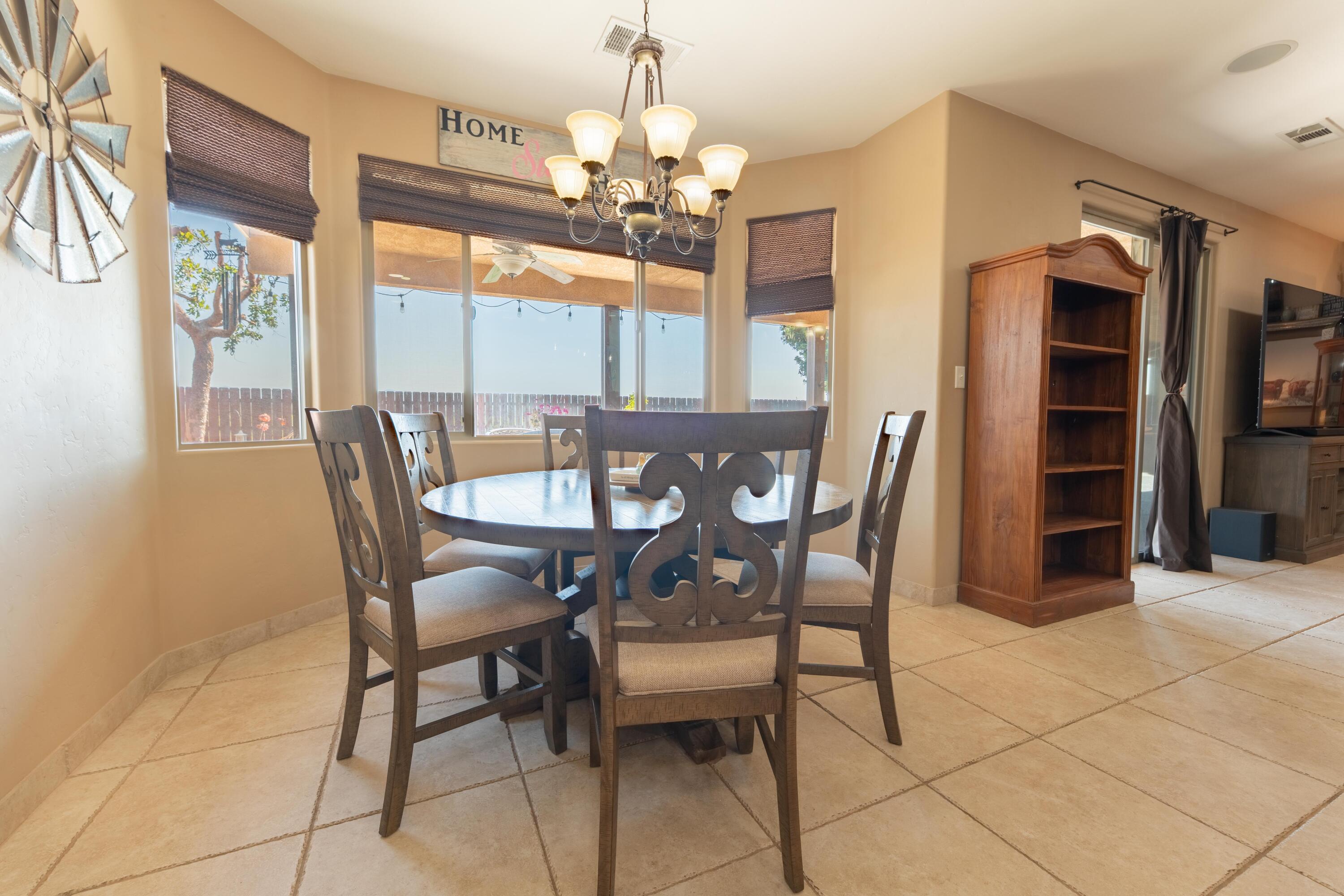 936 N Red Oak St, Porterville, CA 93257