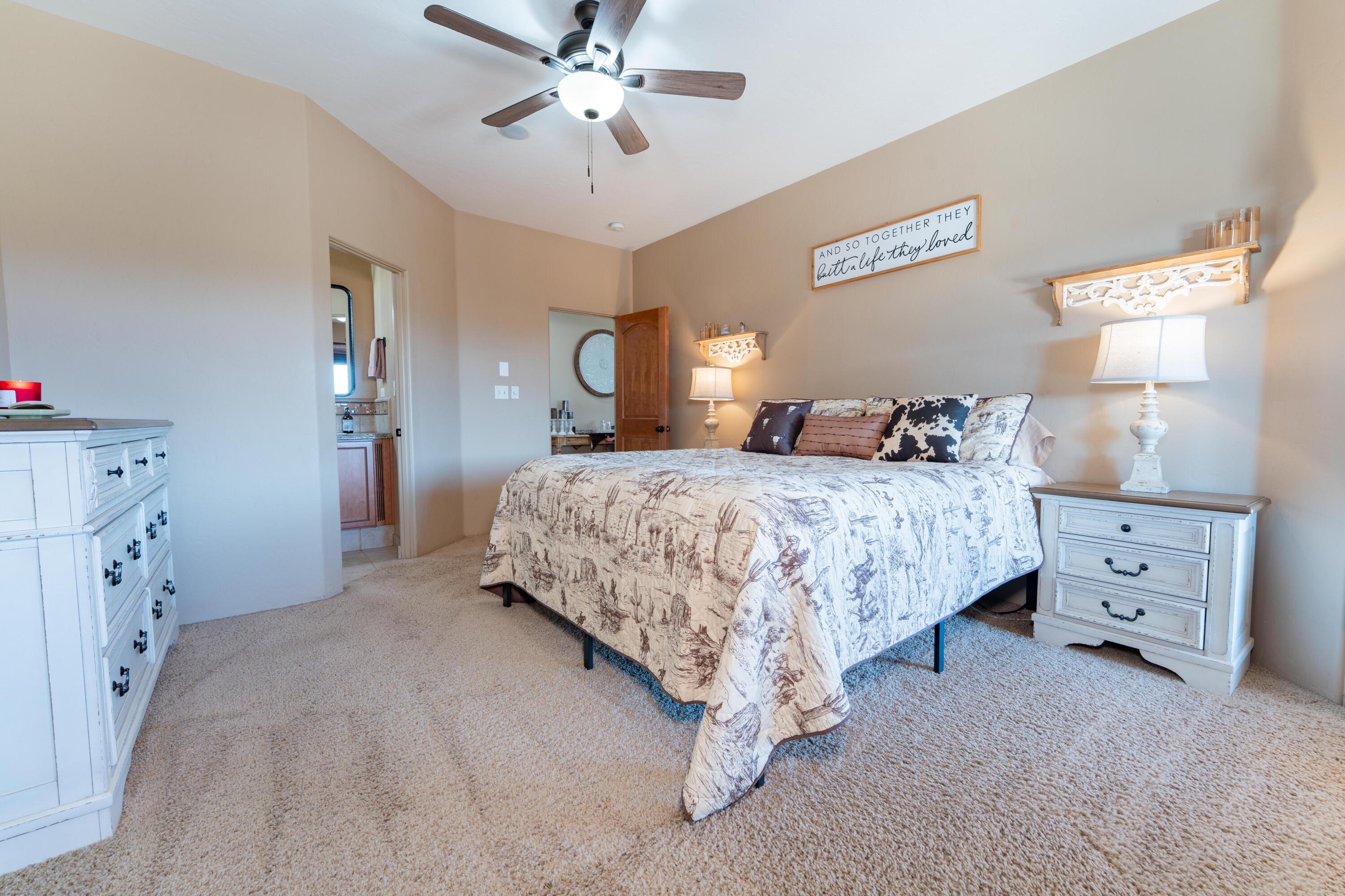 936 N Red Oak St, Porterville, CA 93257