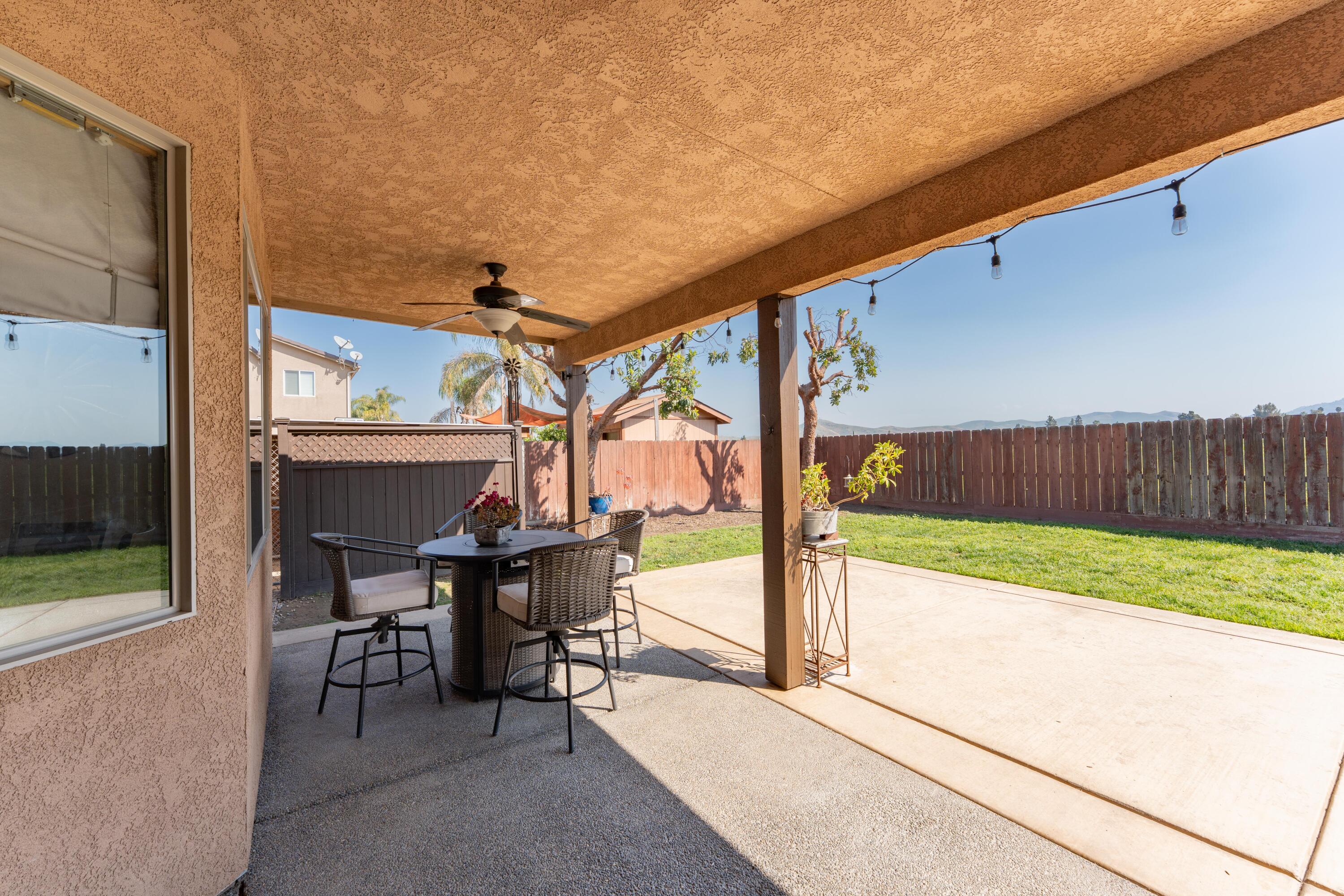 936 N Red Oak St, Porterville, CA 93257