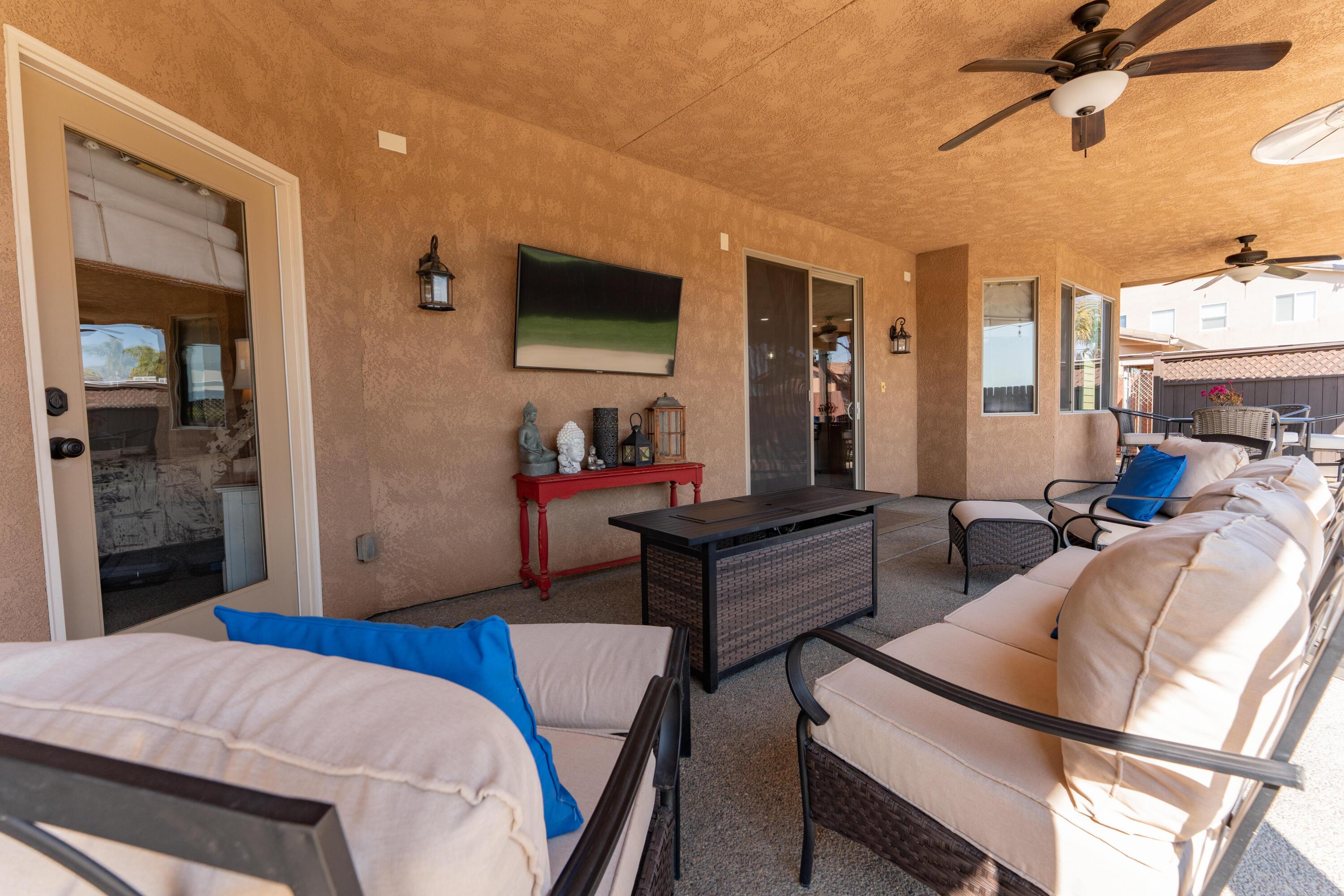 936 N Red Oak St, Porterville, CA 93257