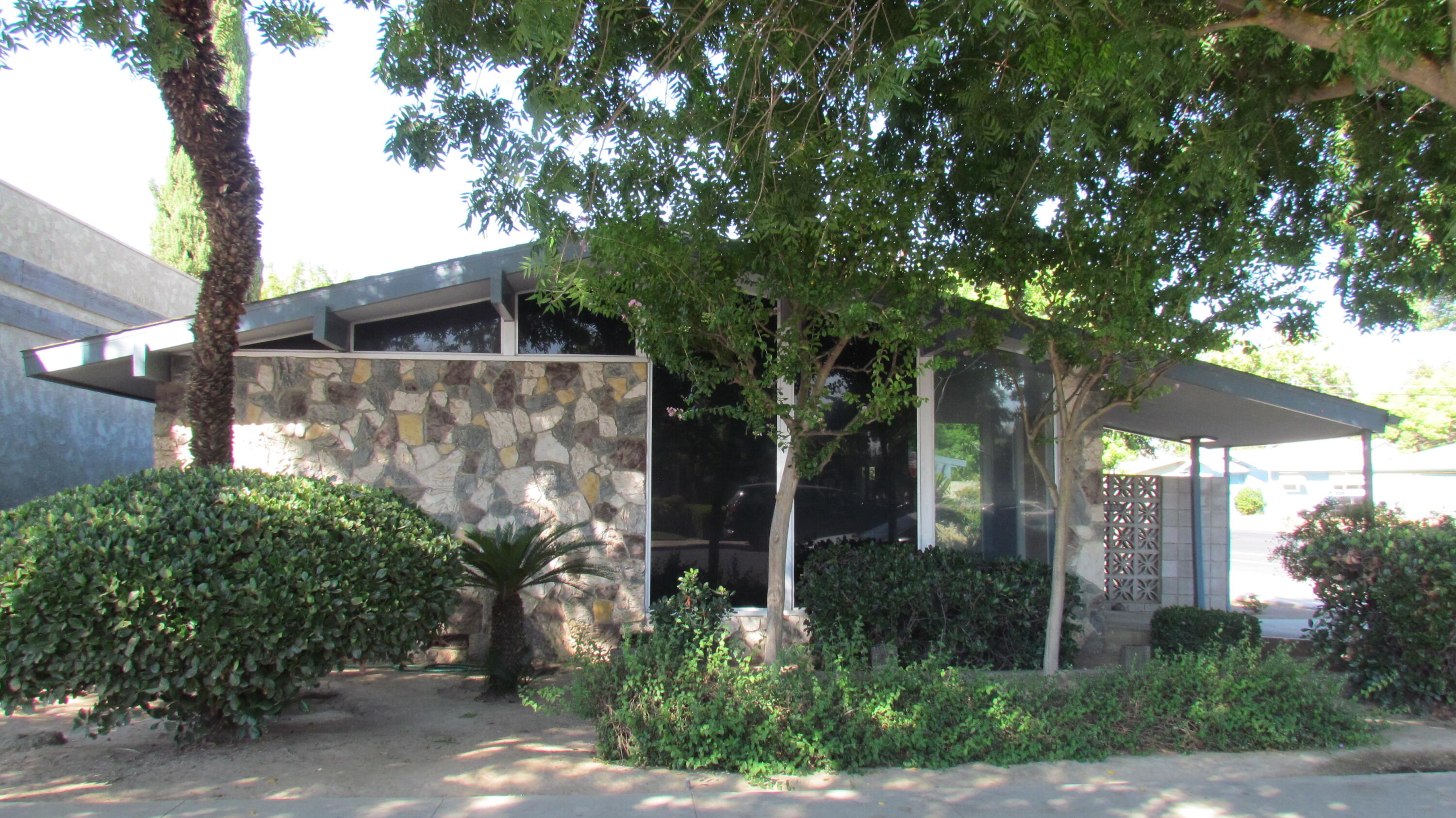 756 G St, Reedley, CA 93654