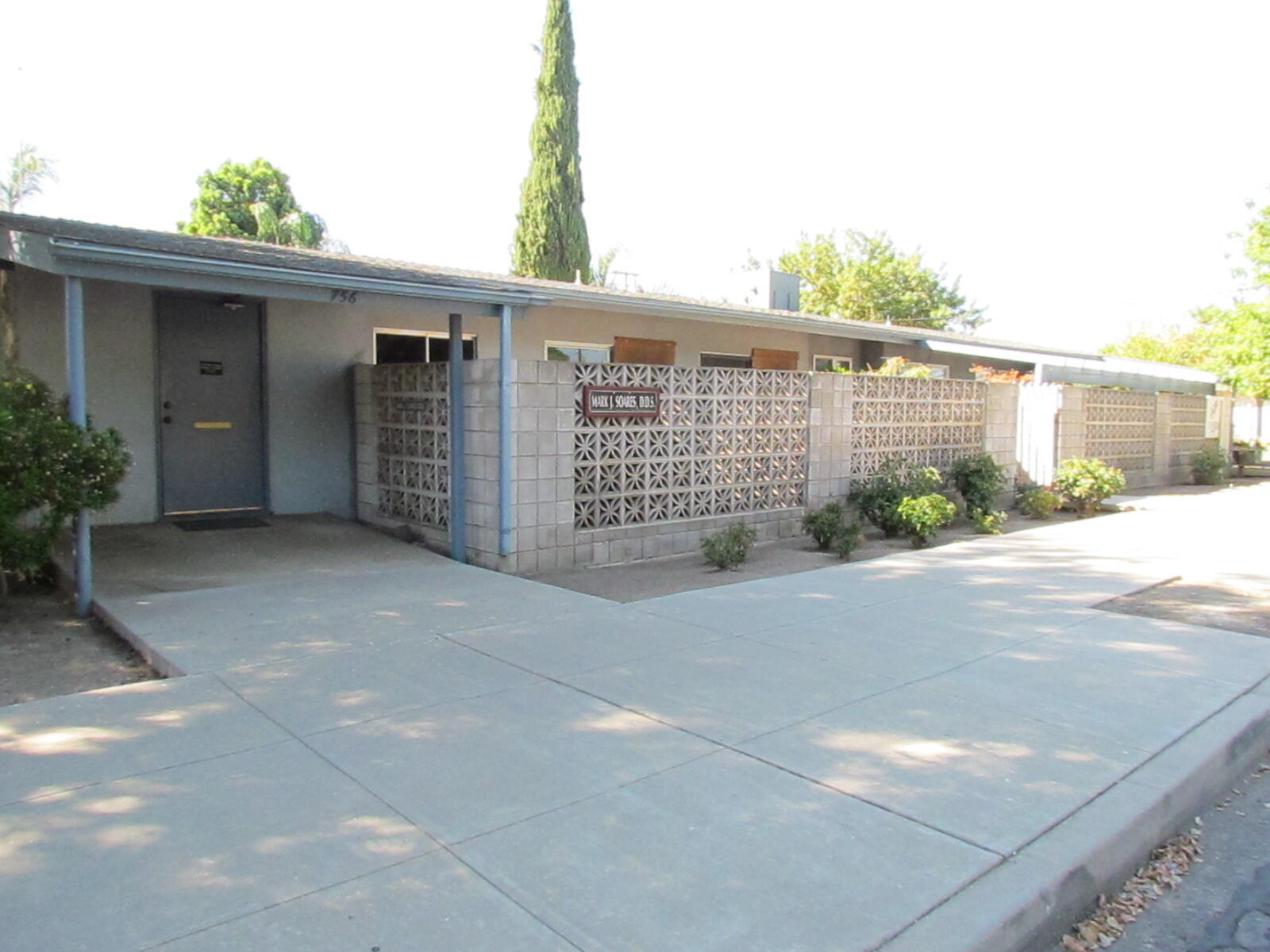 756 G St, Reedley, CA 93654