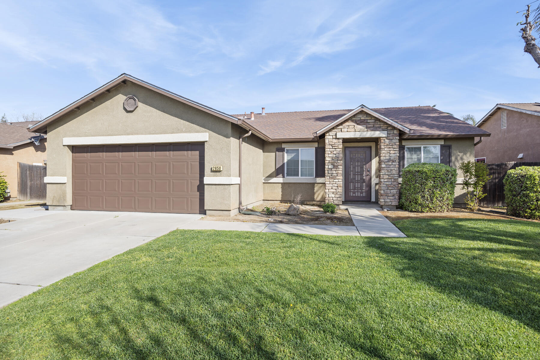 2650 W Sedona Ave, Visalia, CA 93291