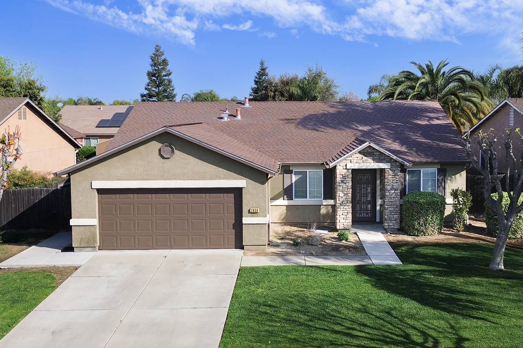 2650 W Sedona Ave, Visalia, CA 93291