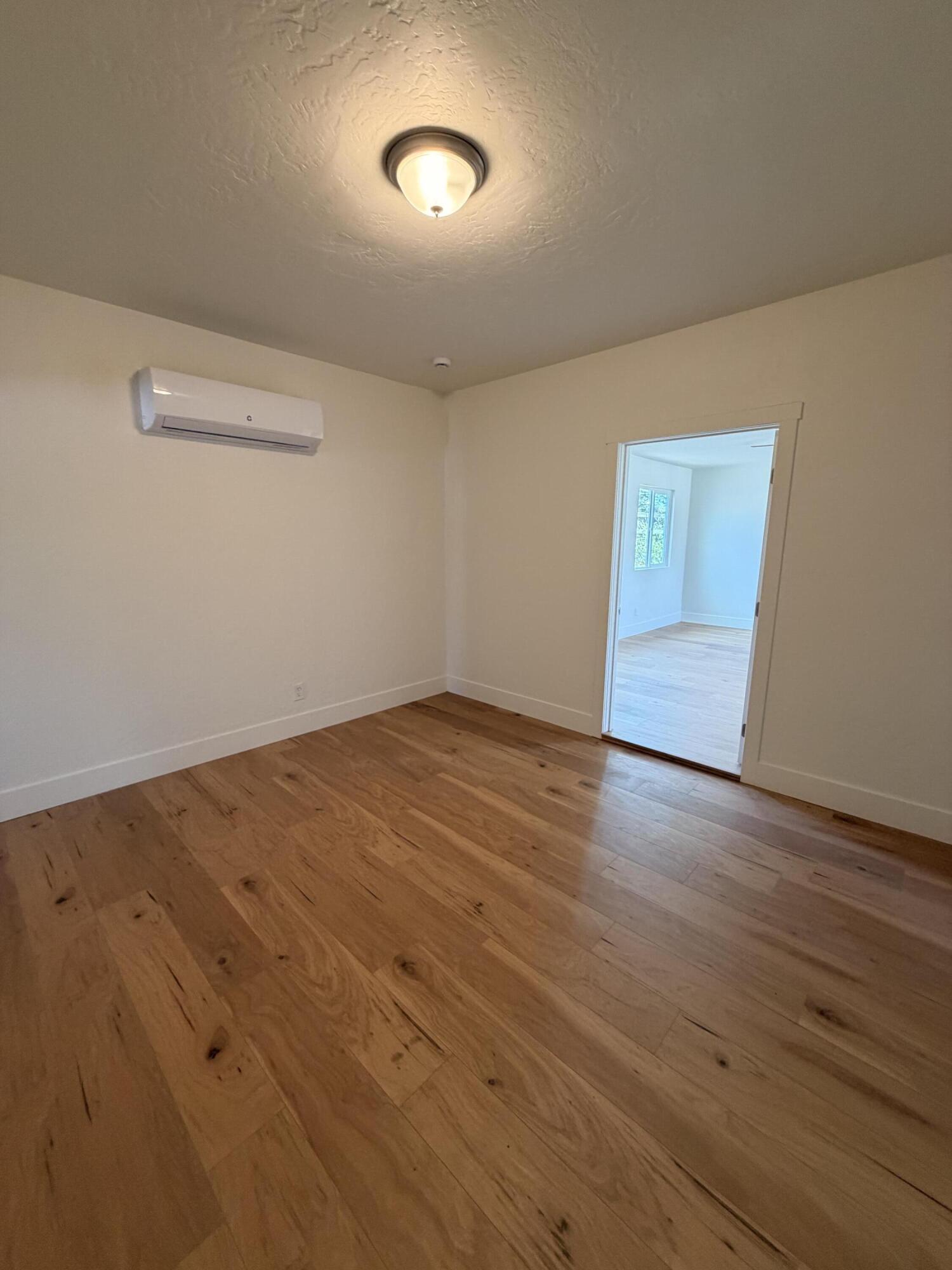 4303 W Hurley Ave, Visalia, CA 93291