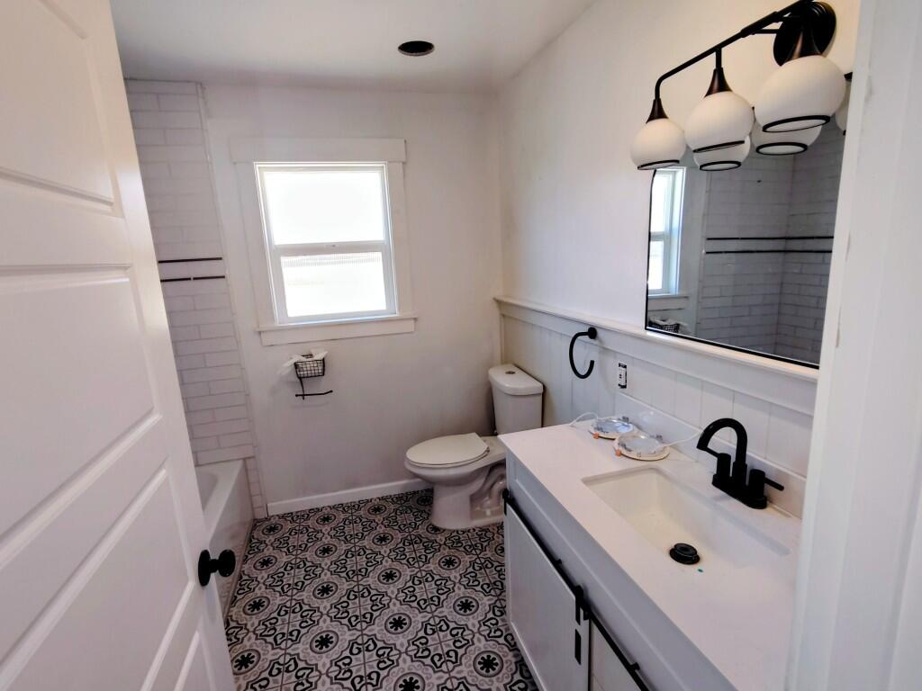 24001 Avenue 324 #324, Woodlake, CA 93286