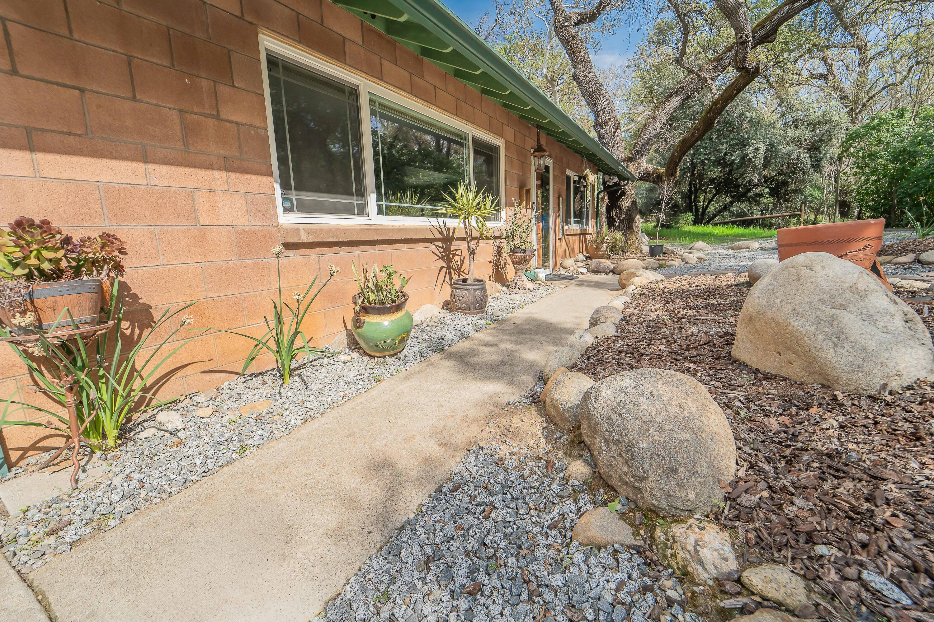 43043 South Fork Dr, Three Rivers, CA 93271