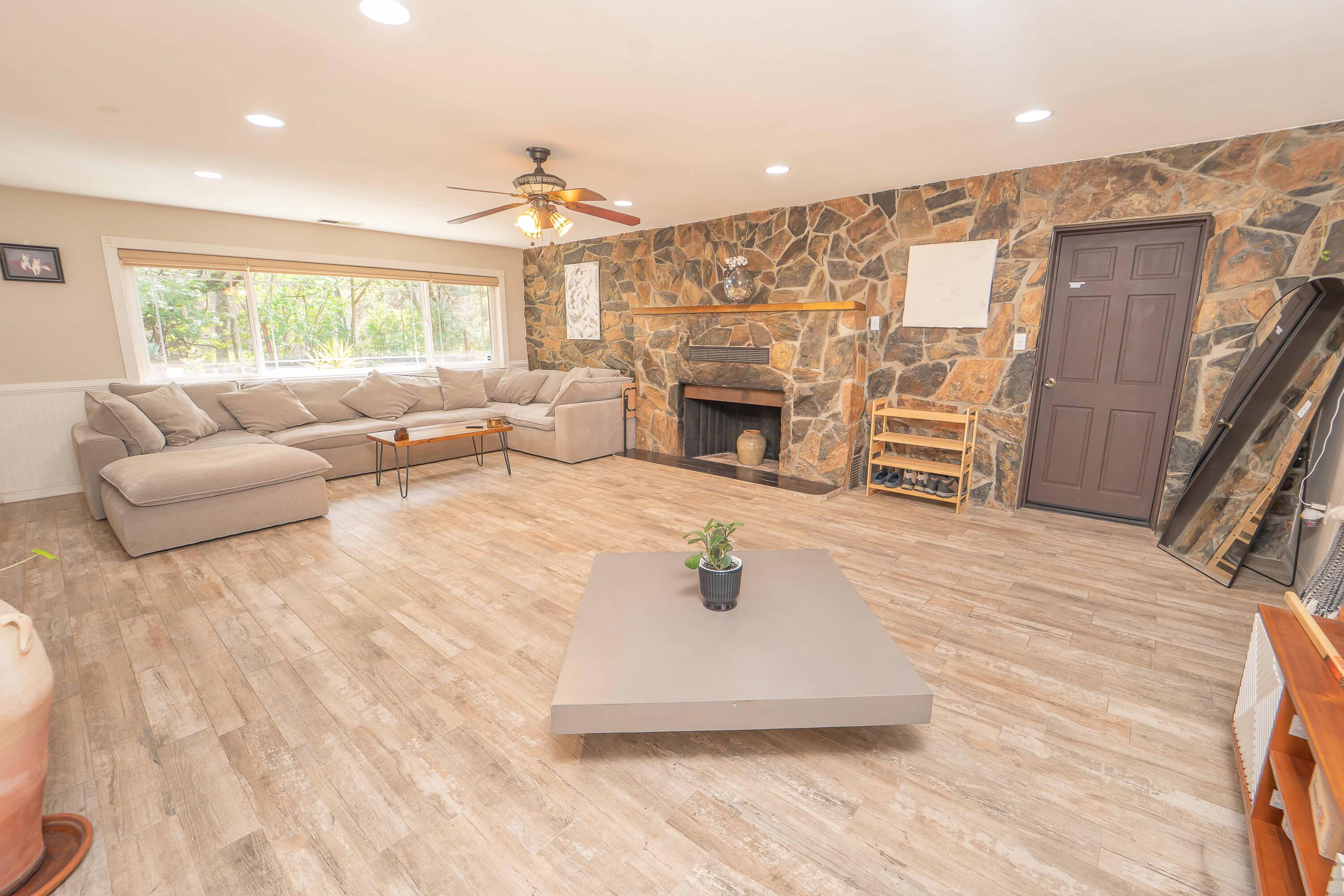 43043 South Fork Dr, Three Rivers, CA 93271