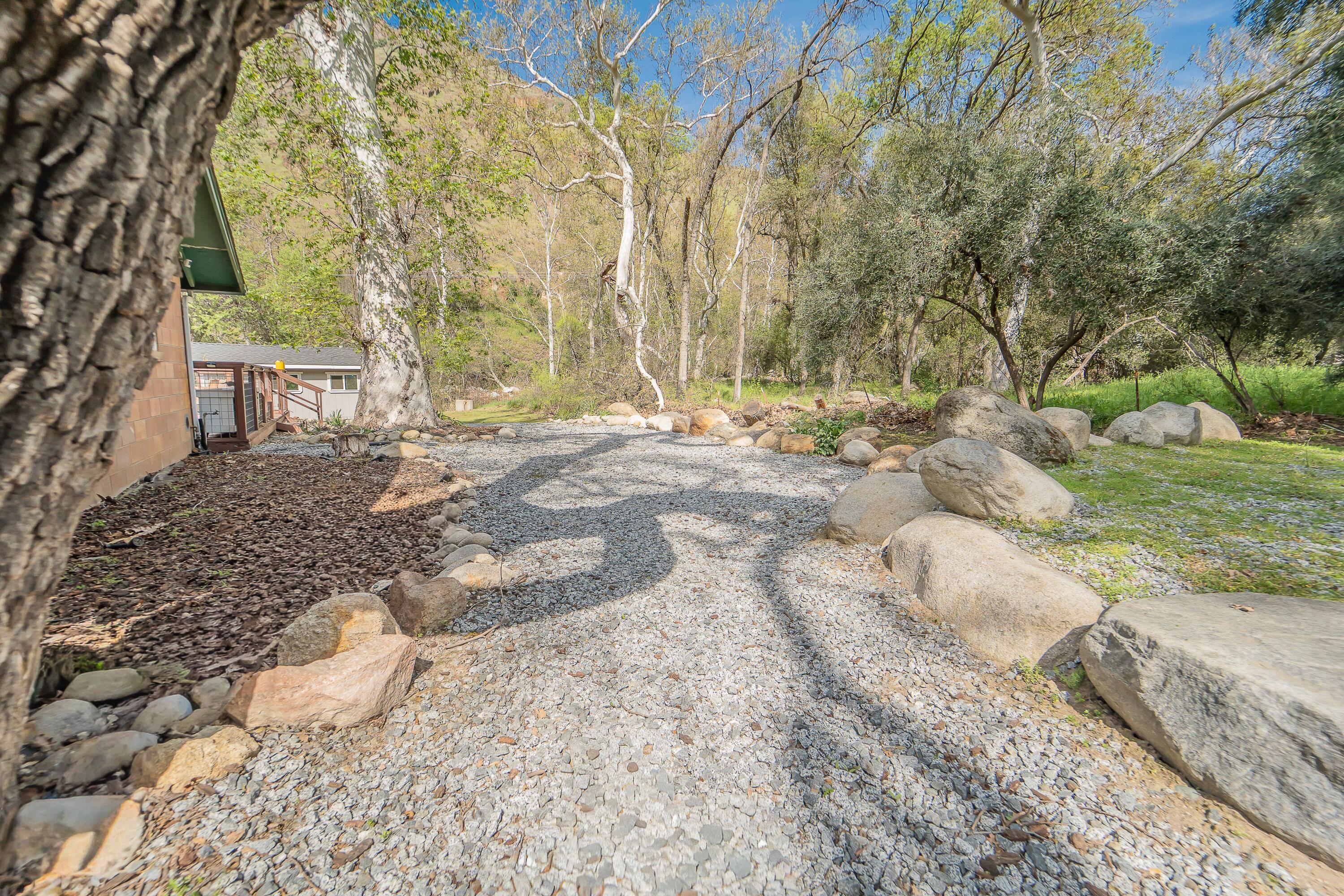 43043 South Fork Dr, Three Rivers, CA 93271