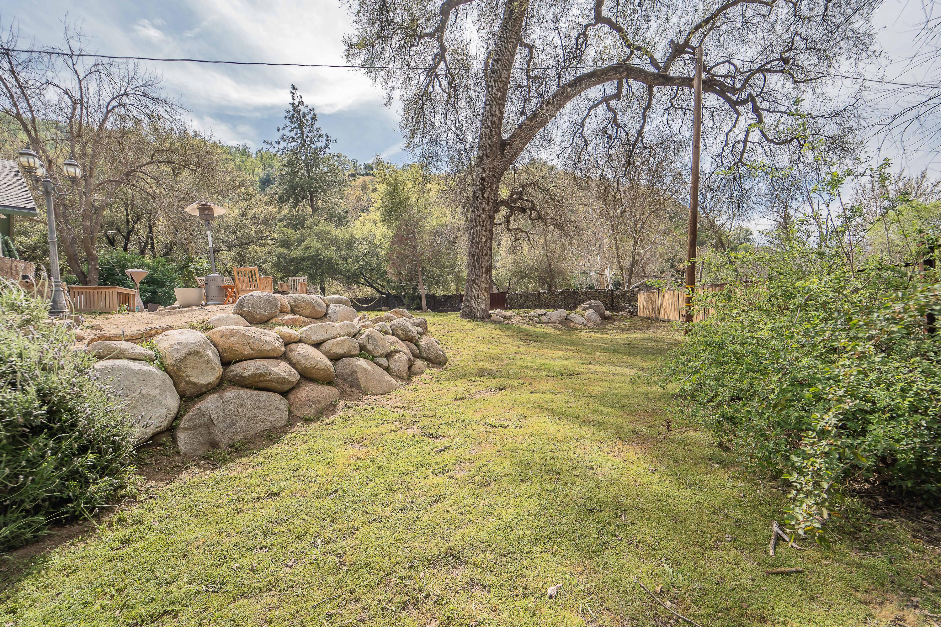 43043 South Fork Dr, Three Rivers, CA 93271