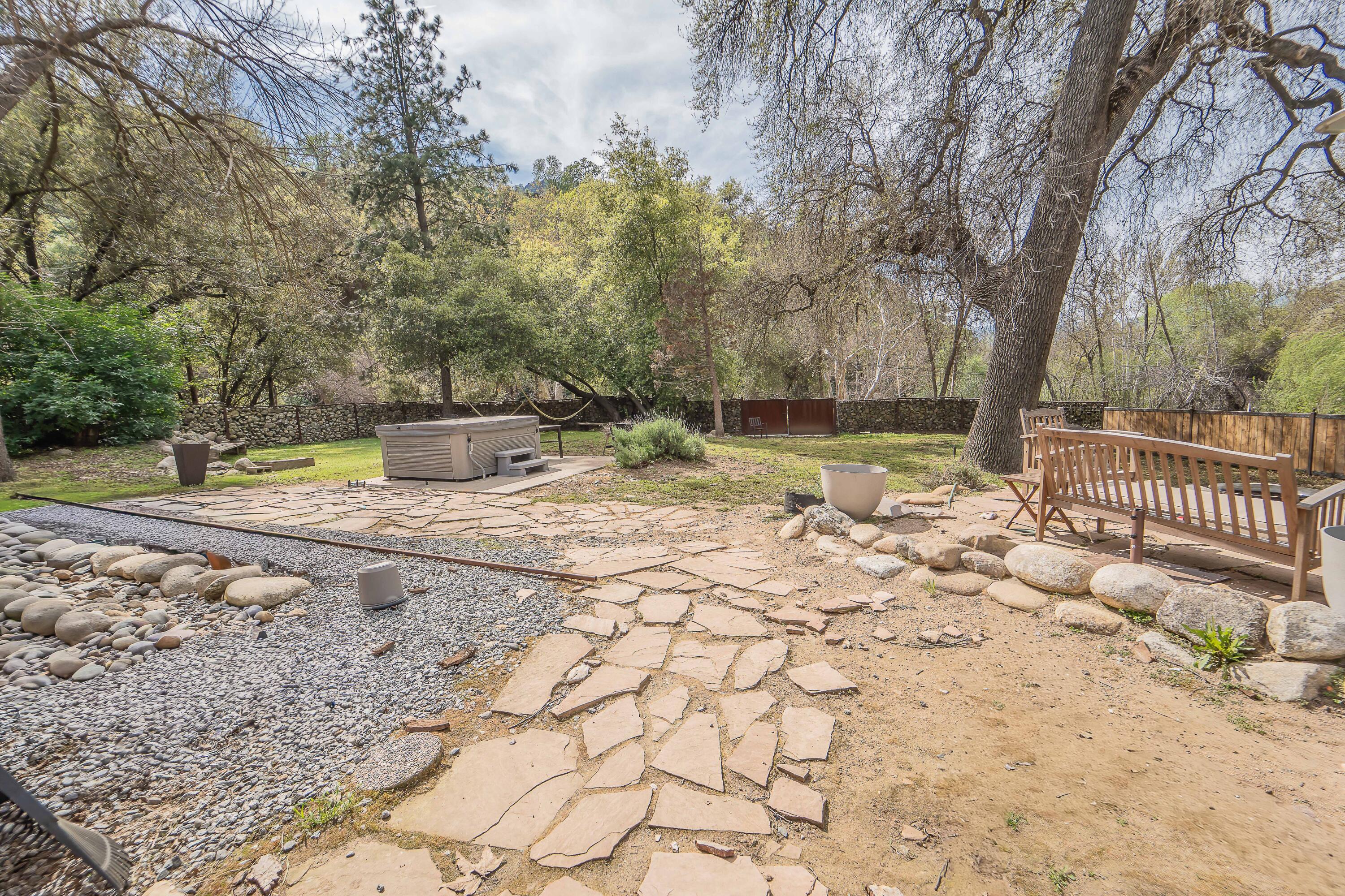 43043 South Fork Dr, Three Rivers, CA 93271